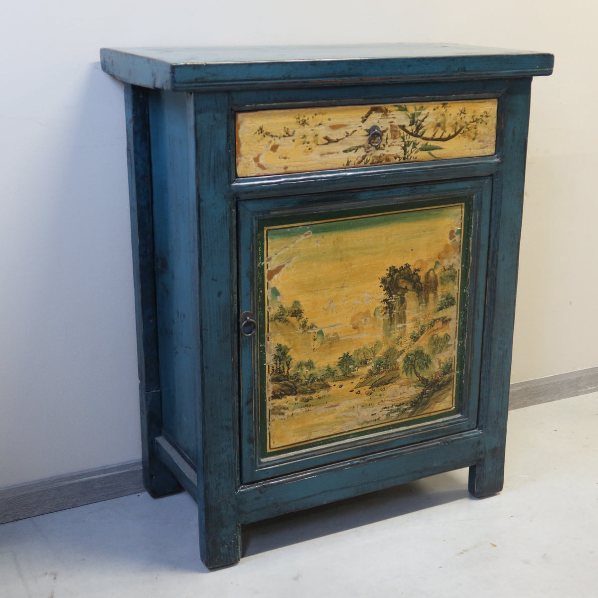 MOBILETTO DEL GANZU LACCA DECORATA 1C1P