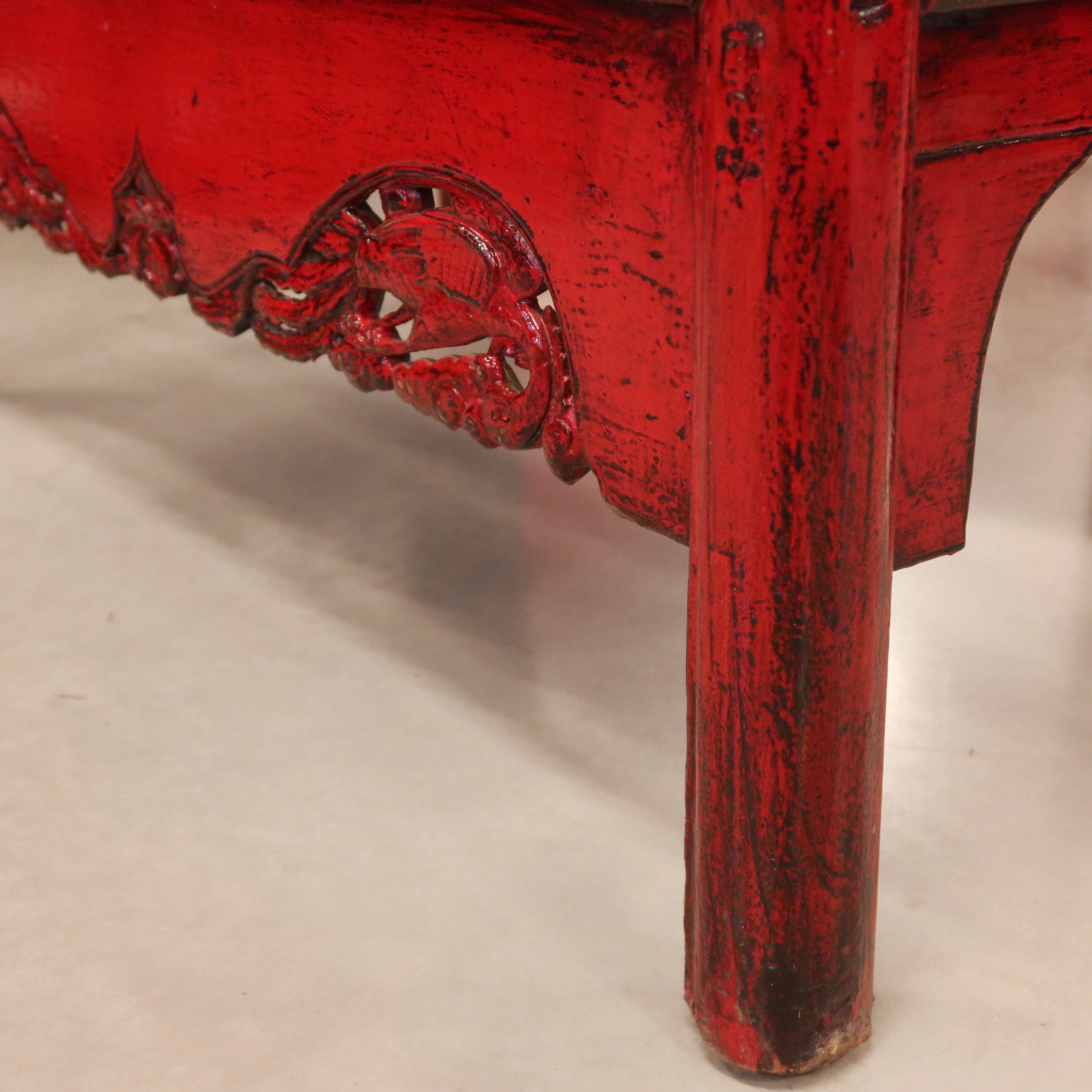 ARMADIO CINESE LACCA ROSSA