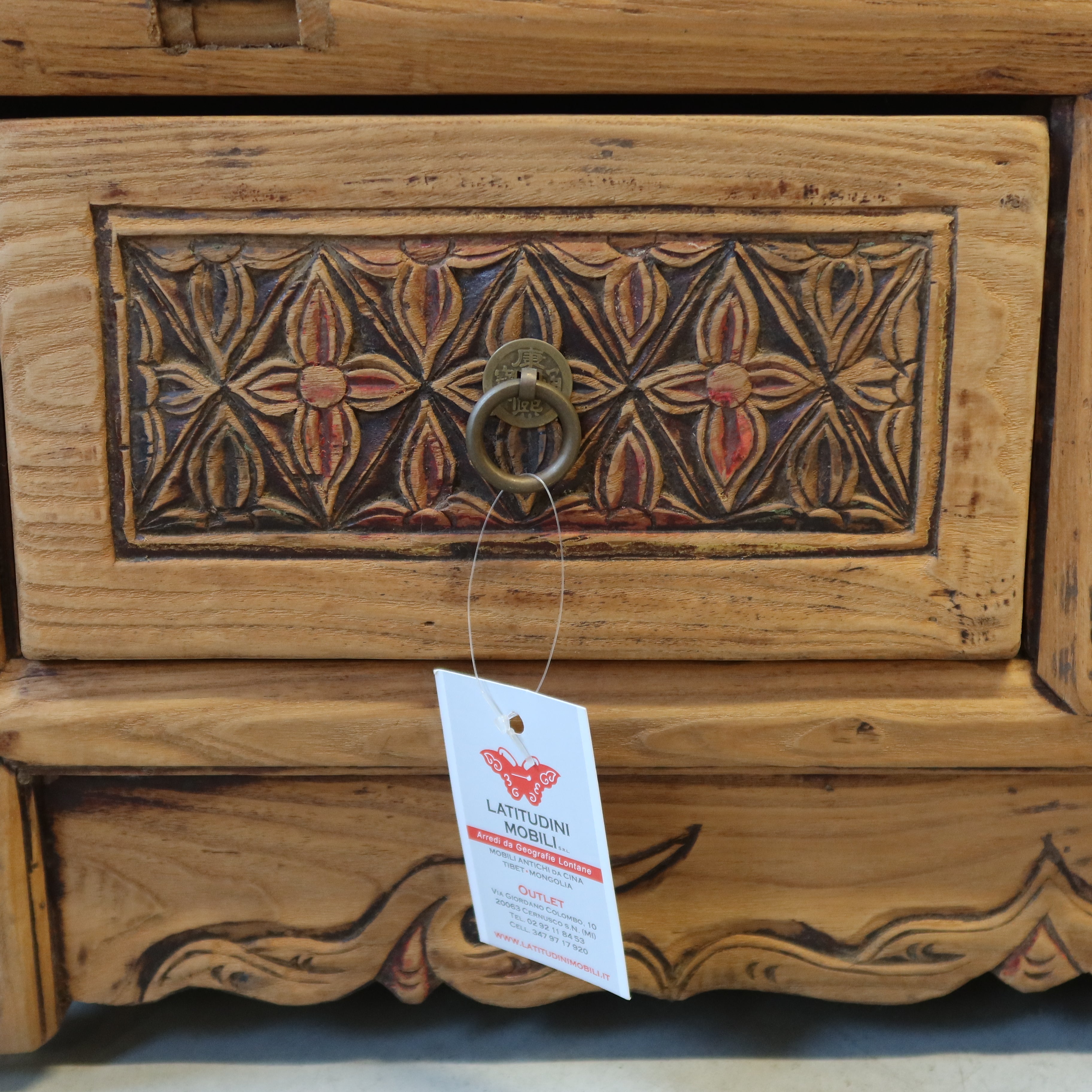 TAVOLINO CINESE OLMO BIONDO CASSETTI INTAGLIATI