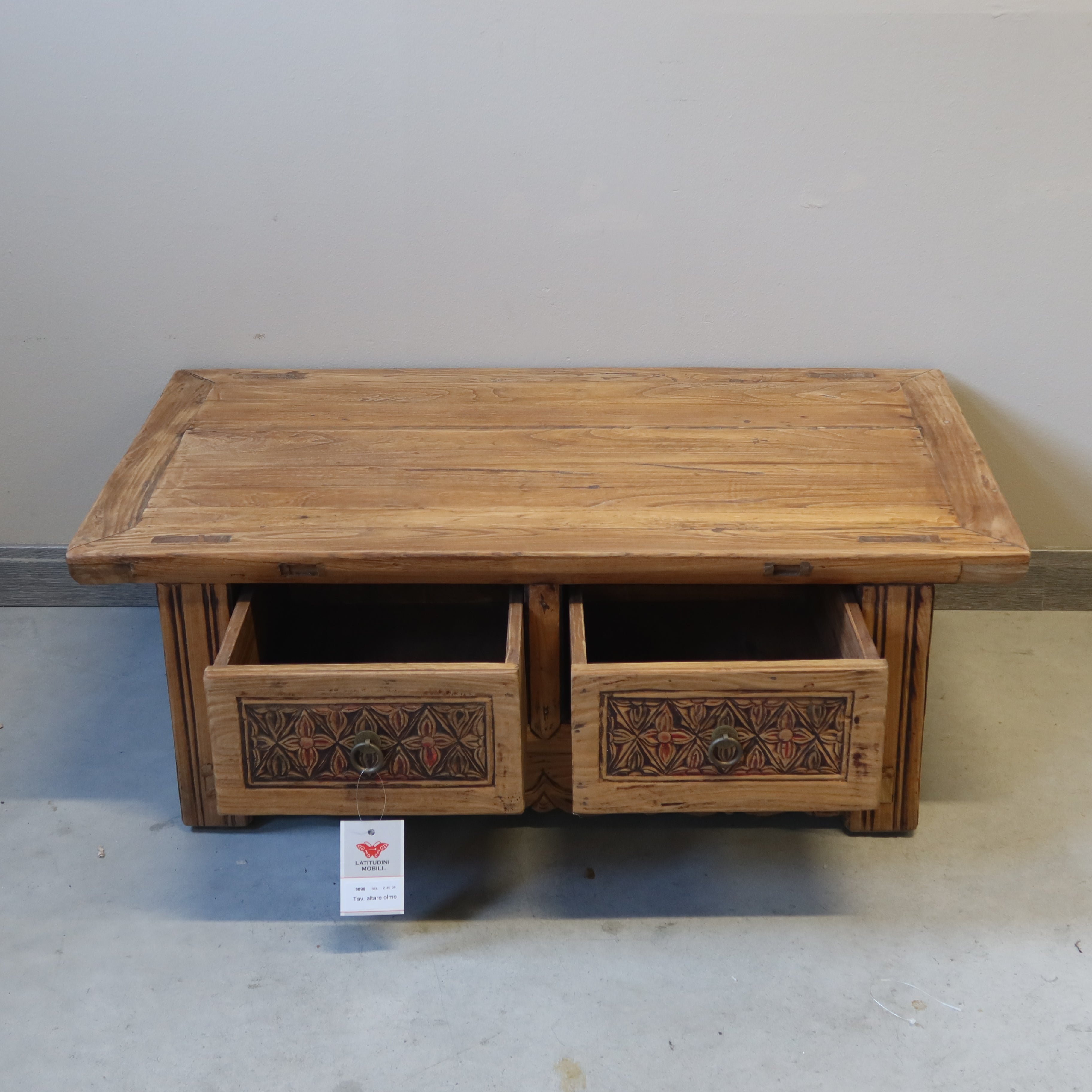TAVOLINO CINESE OLMO BIONDO CASSETTI INTAGLIATI