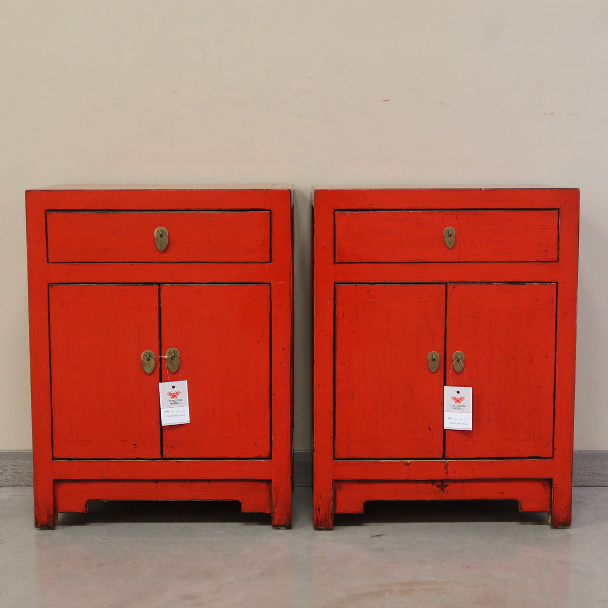 MOBILETTO CINESE LACCA ROSSA