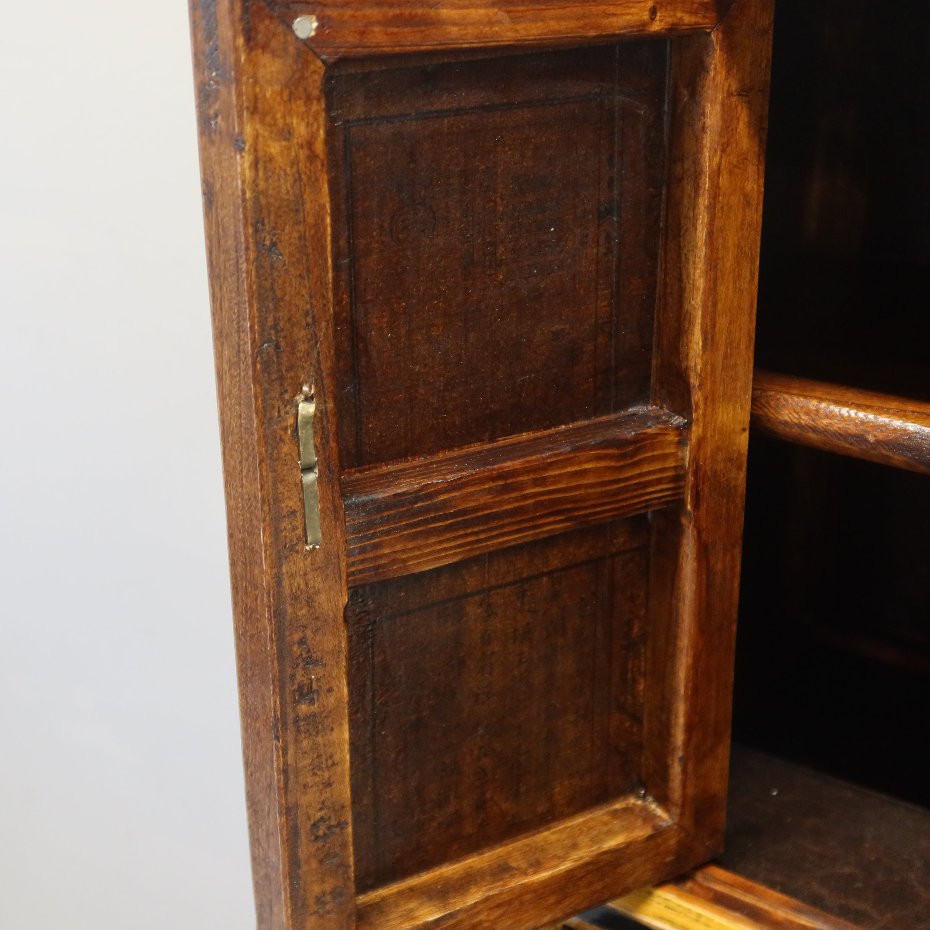 COLONNINA MONGOLIA ANTE E CASSETTI