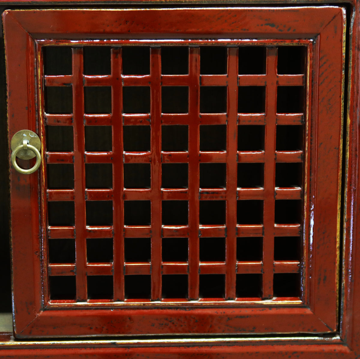 CREDENZA CINESE LACCATA CON ANTE A GRATA