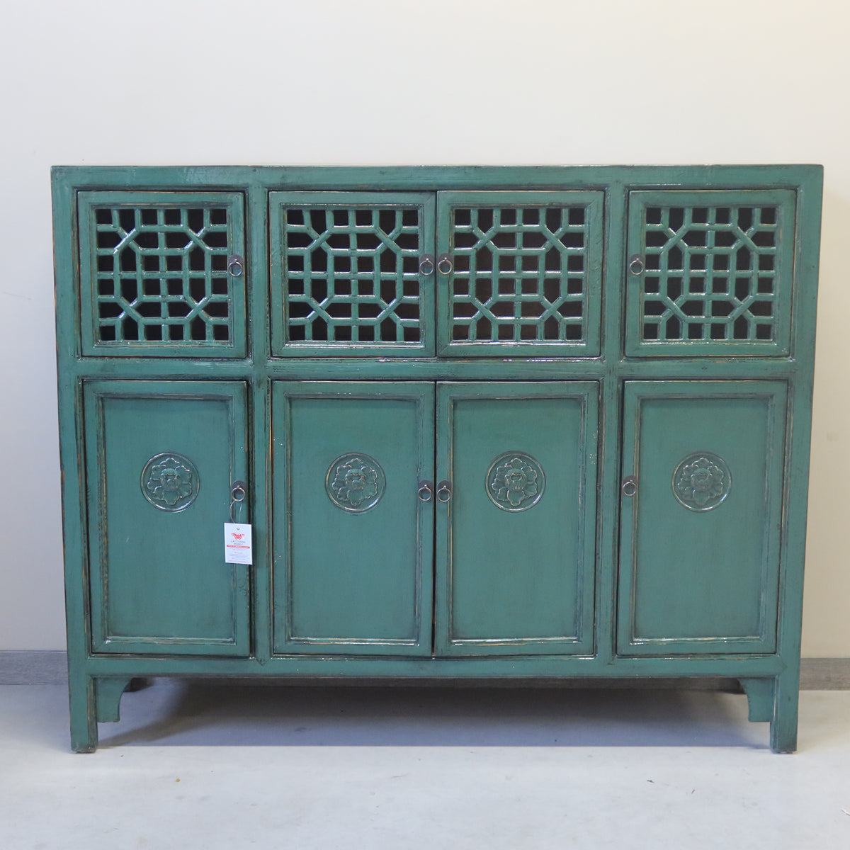 CREDENZA CINESE LACCATA CON ANTE A GRATA