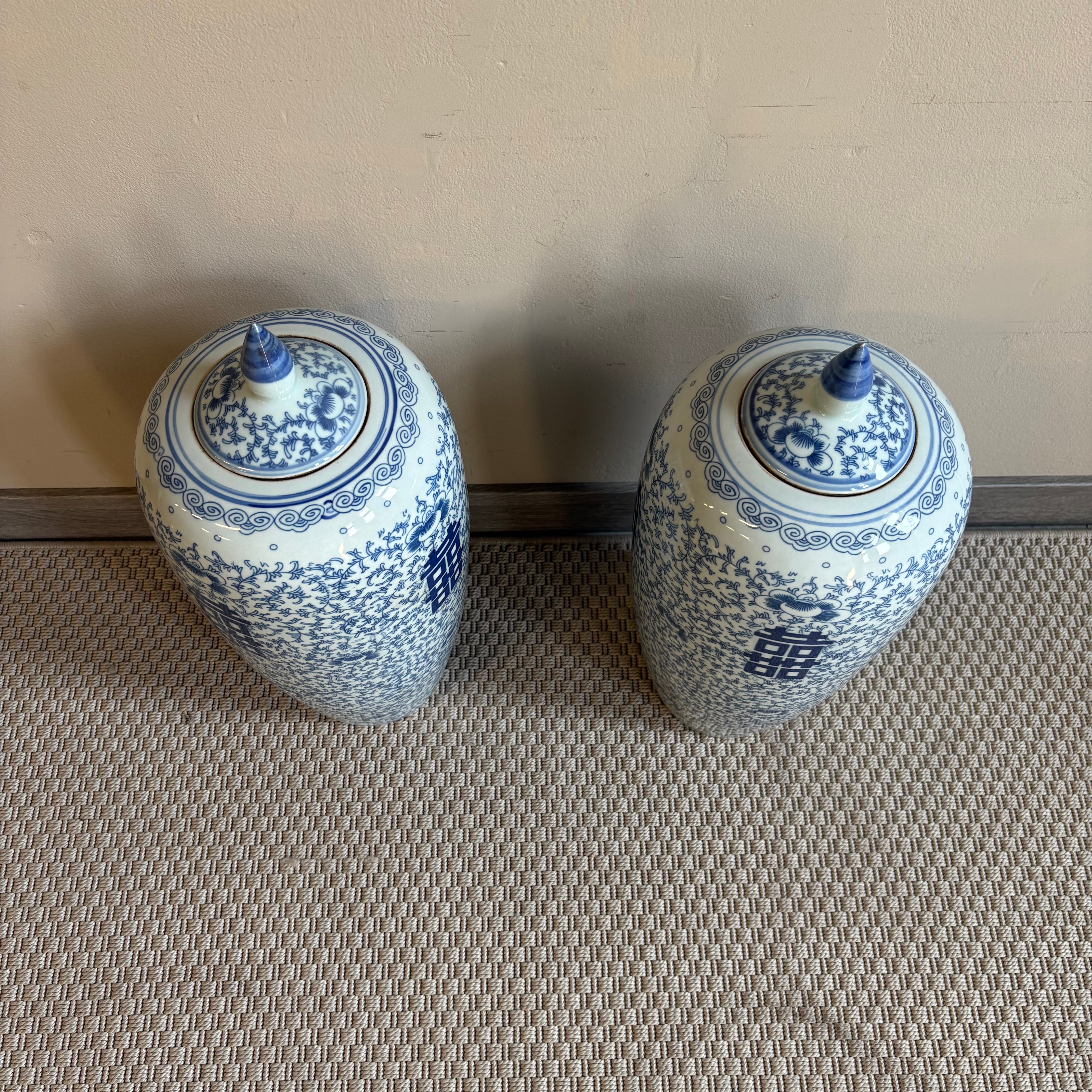 VASO CERAMICA DECORATA CON COPERCHIO