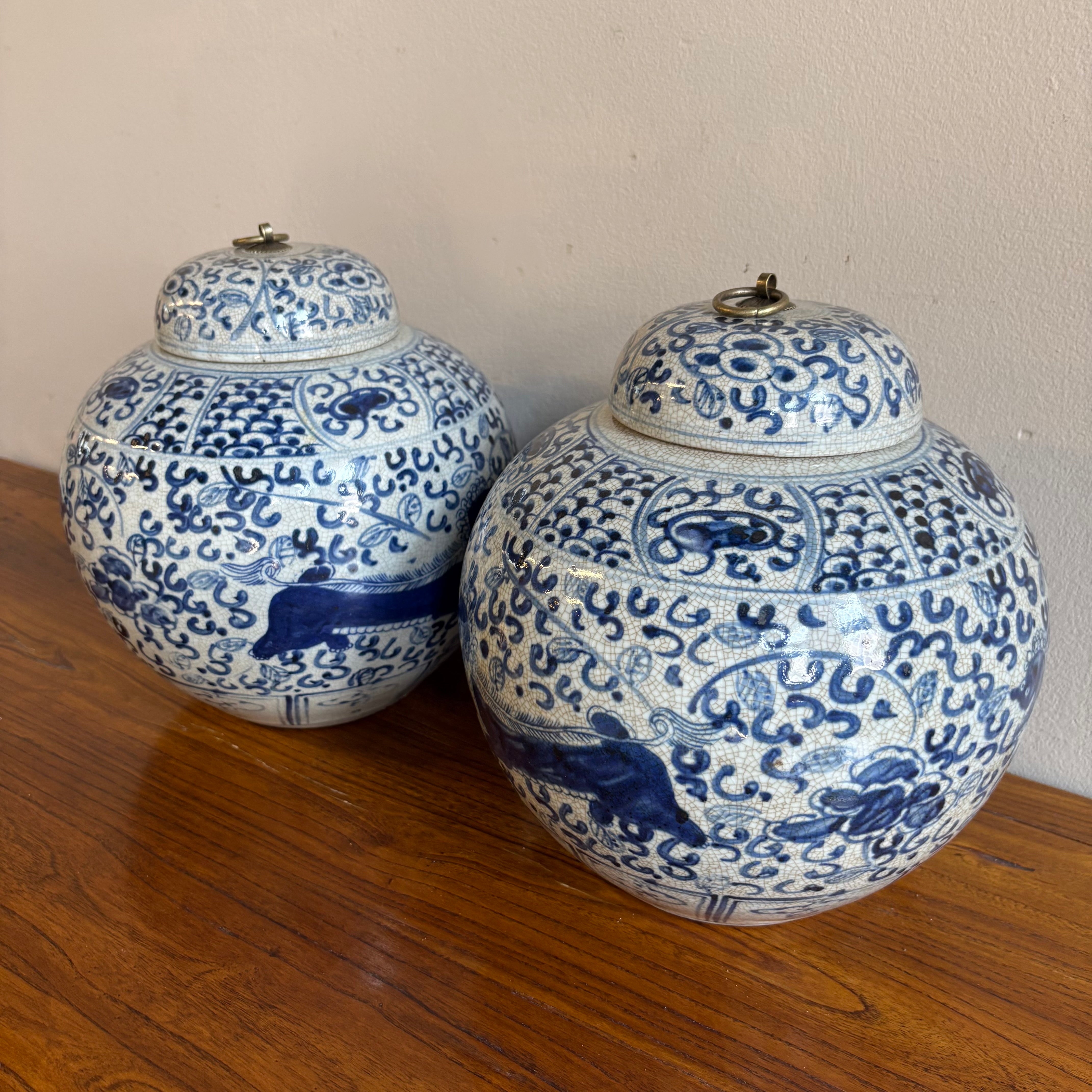 VASO CINESE IN CERAMICA CON COPERCHIO