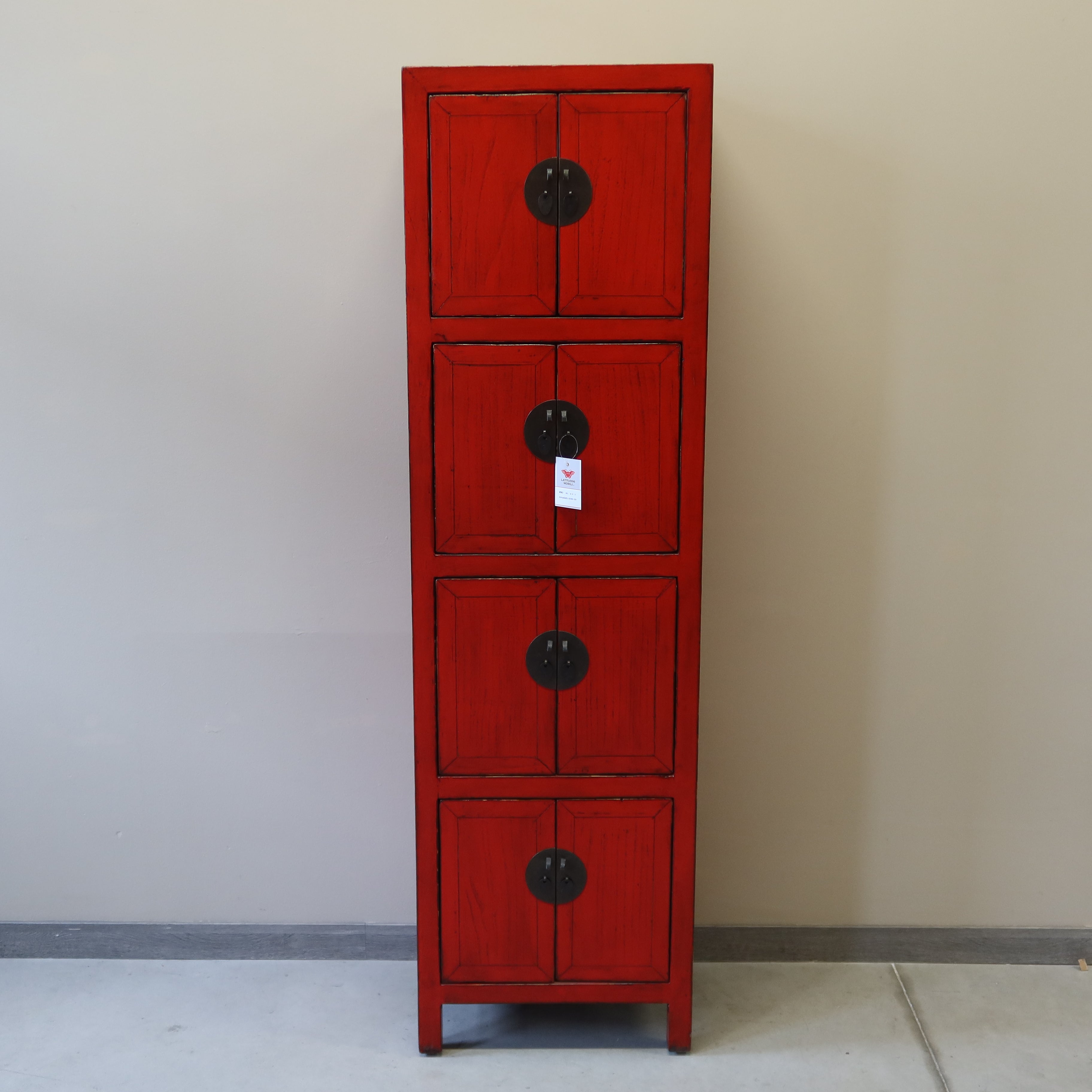 ARMADIETTO CINESE A COLONNA IN LACCA