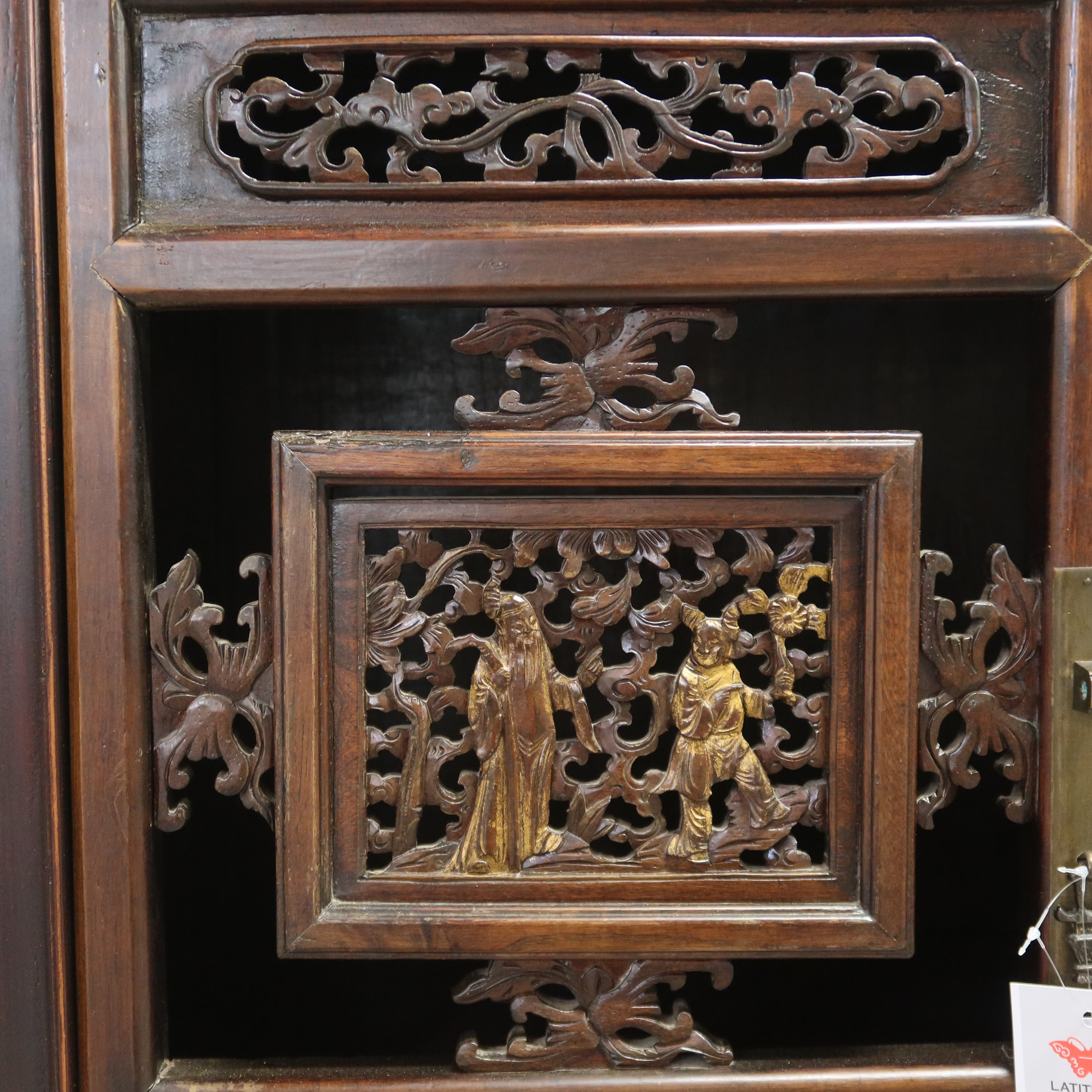 ARMADIETTO TAGLIA MEDIA ANTE INTAGLIATE