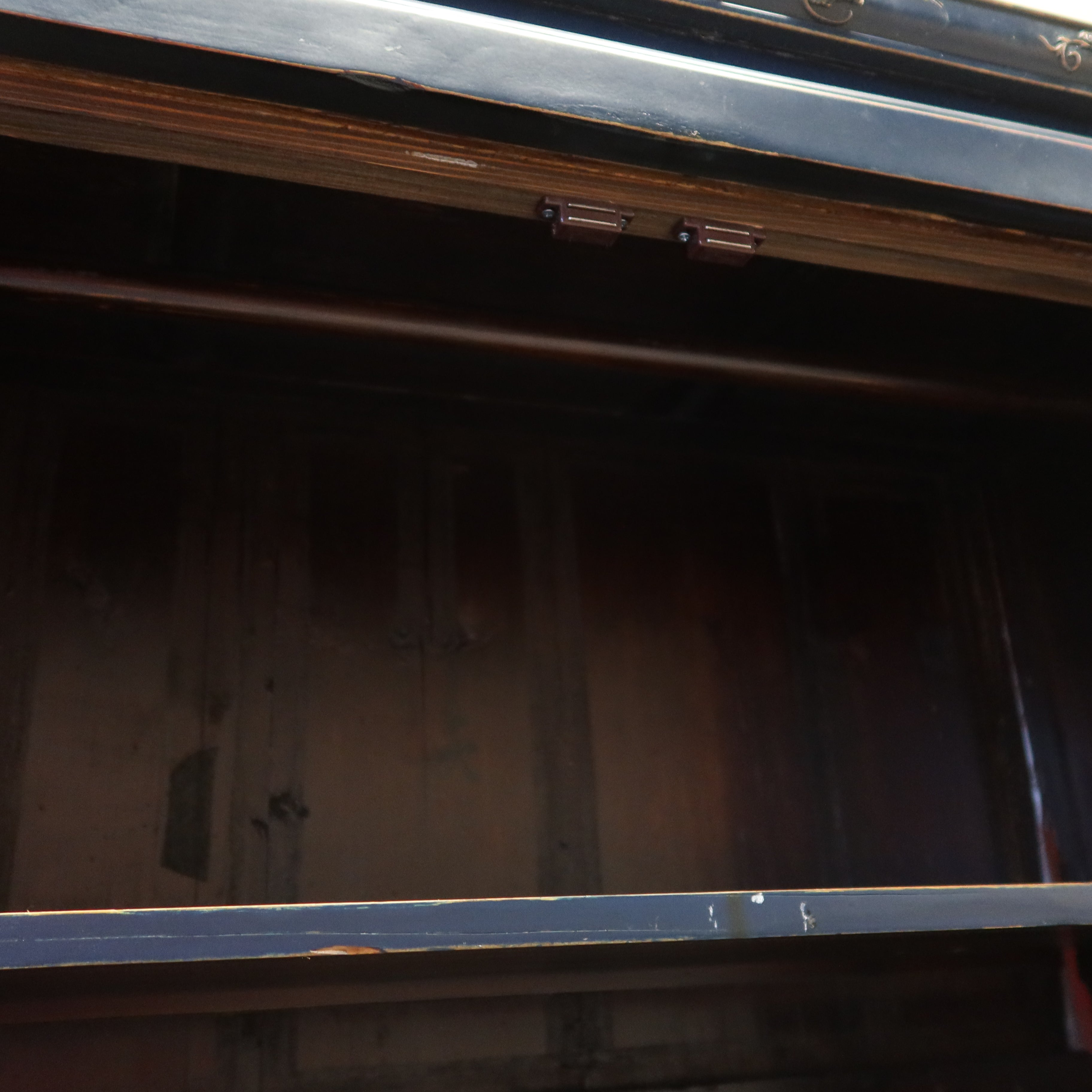 ARMADIO NUZIALE IN LACCA