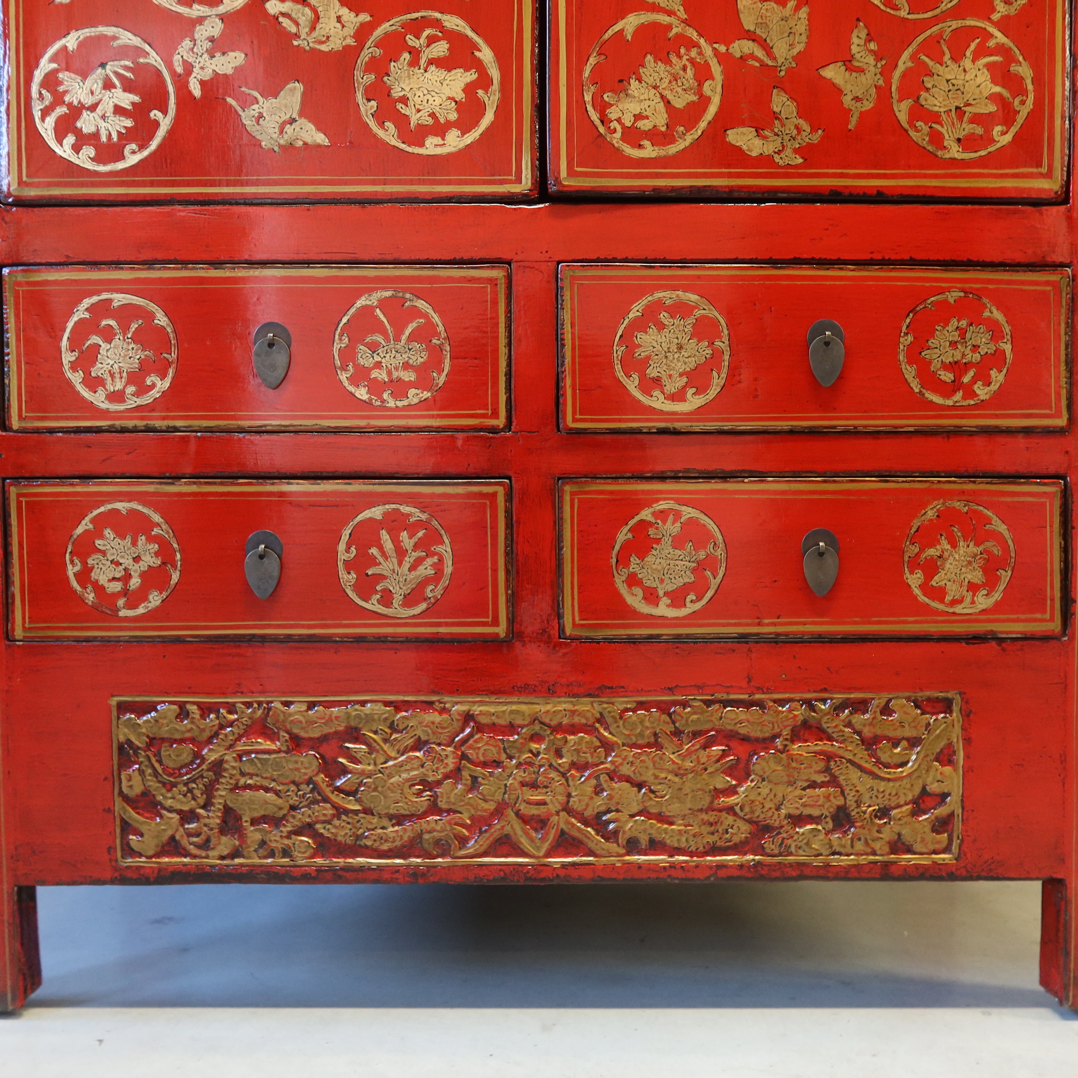 ARMADIO CINESE DELLO SHANXI LACCATO