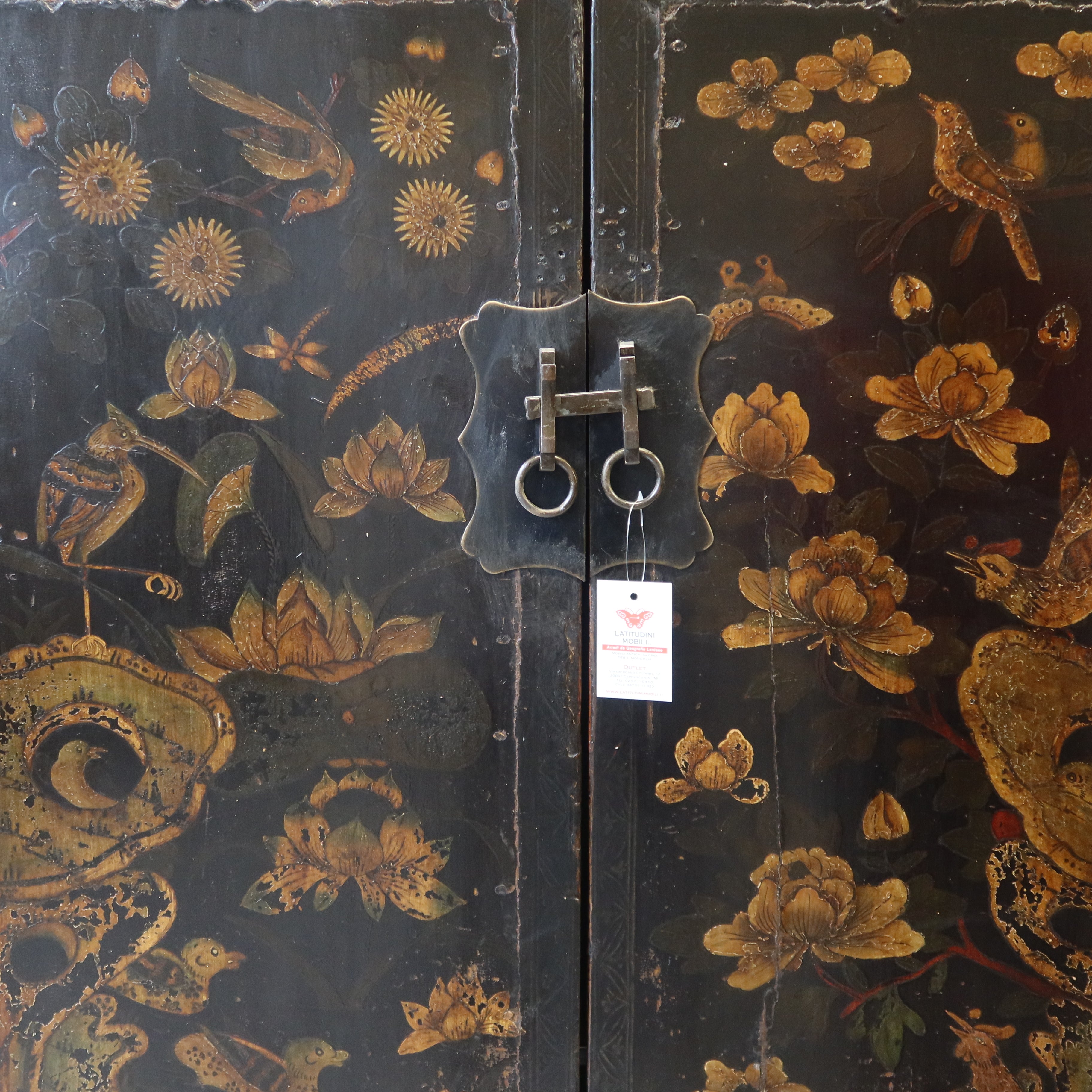 ARMADIO SHANXI NERO DECORATO