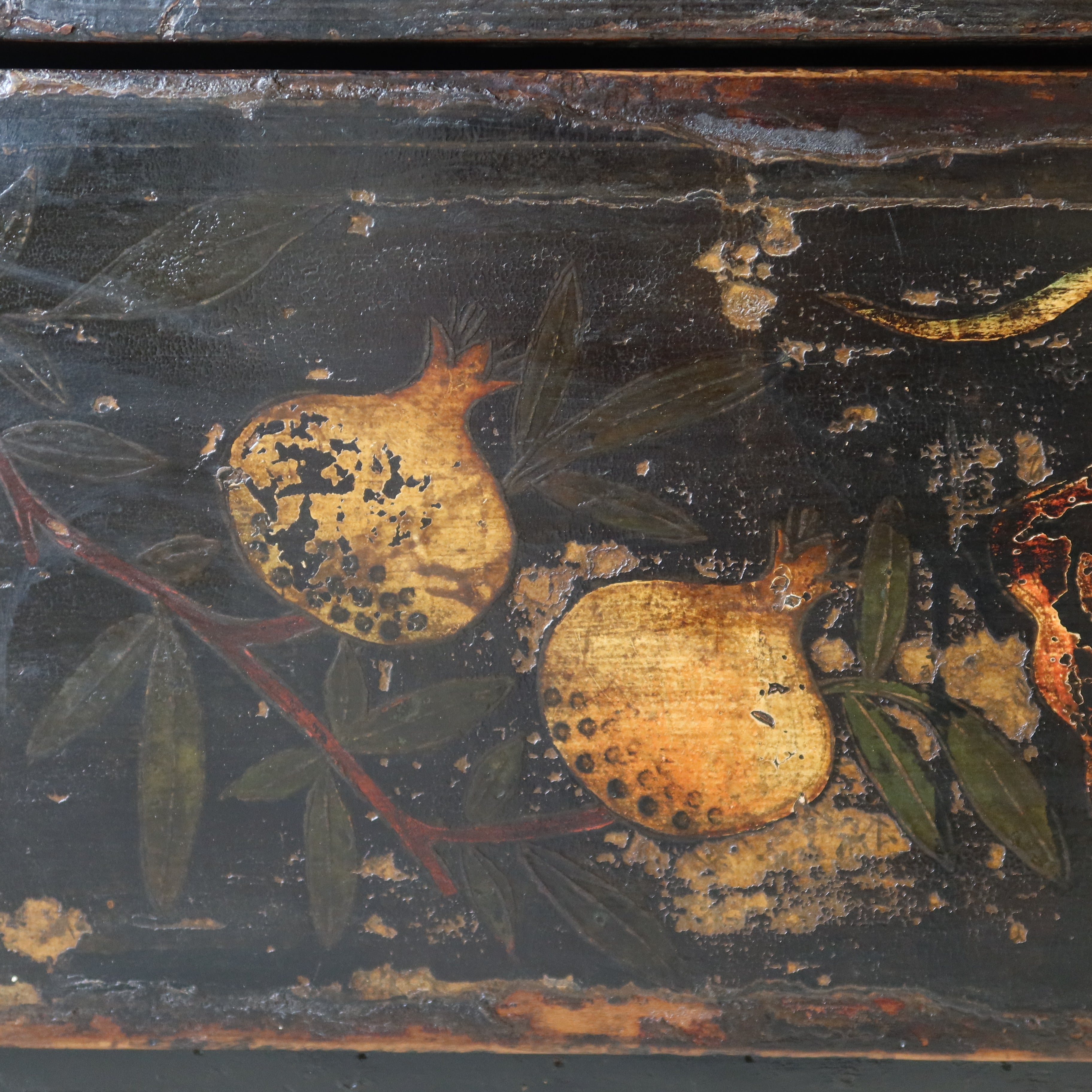 ARMADIO SHANXI NERO DECORATO