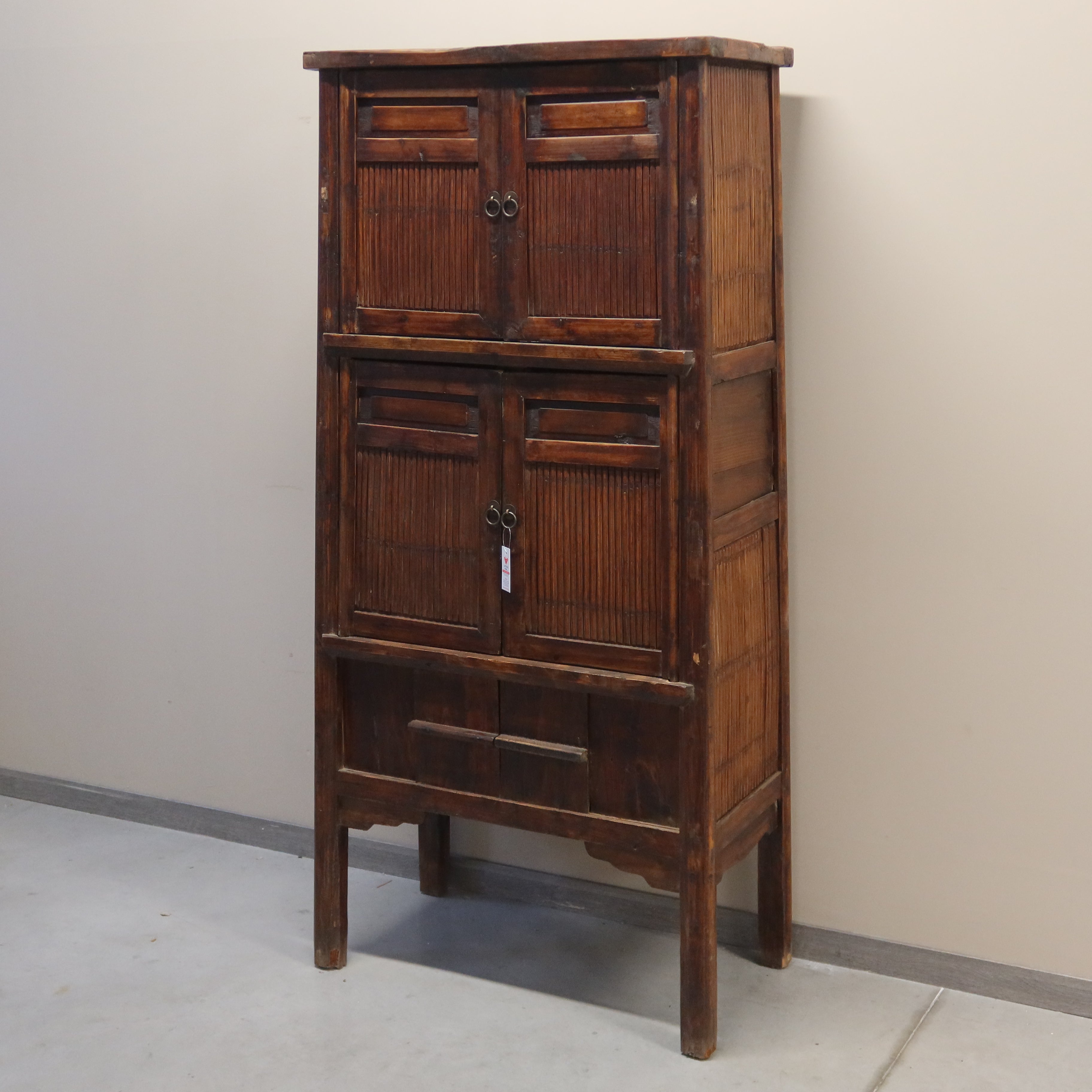 ARMADIO LISTELLATO IN BAMBU'