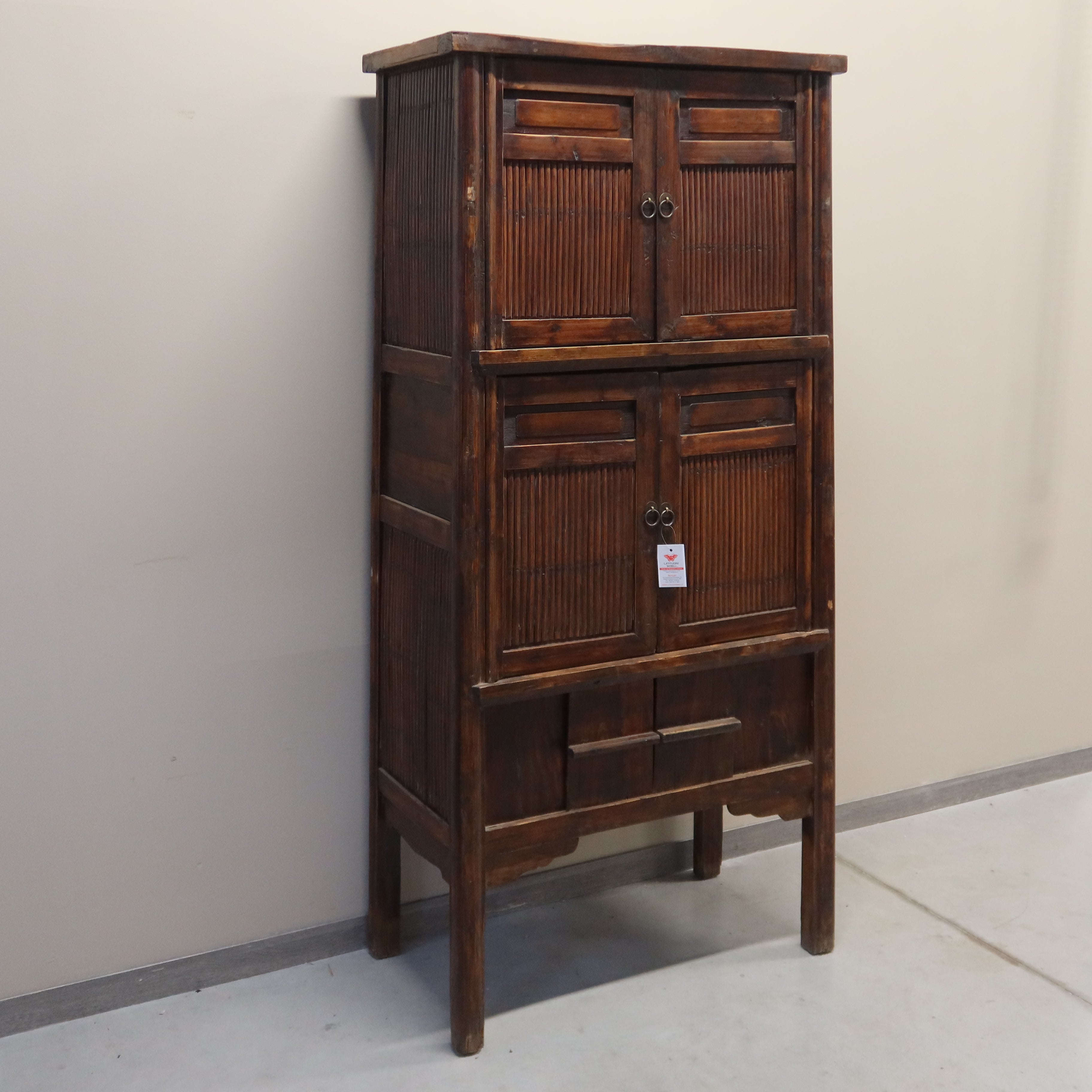 ARMADIO LISTELLATO IN BAMBU'