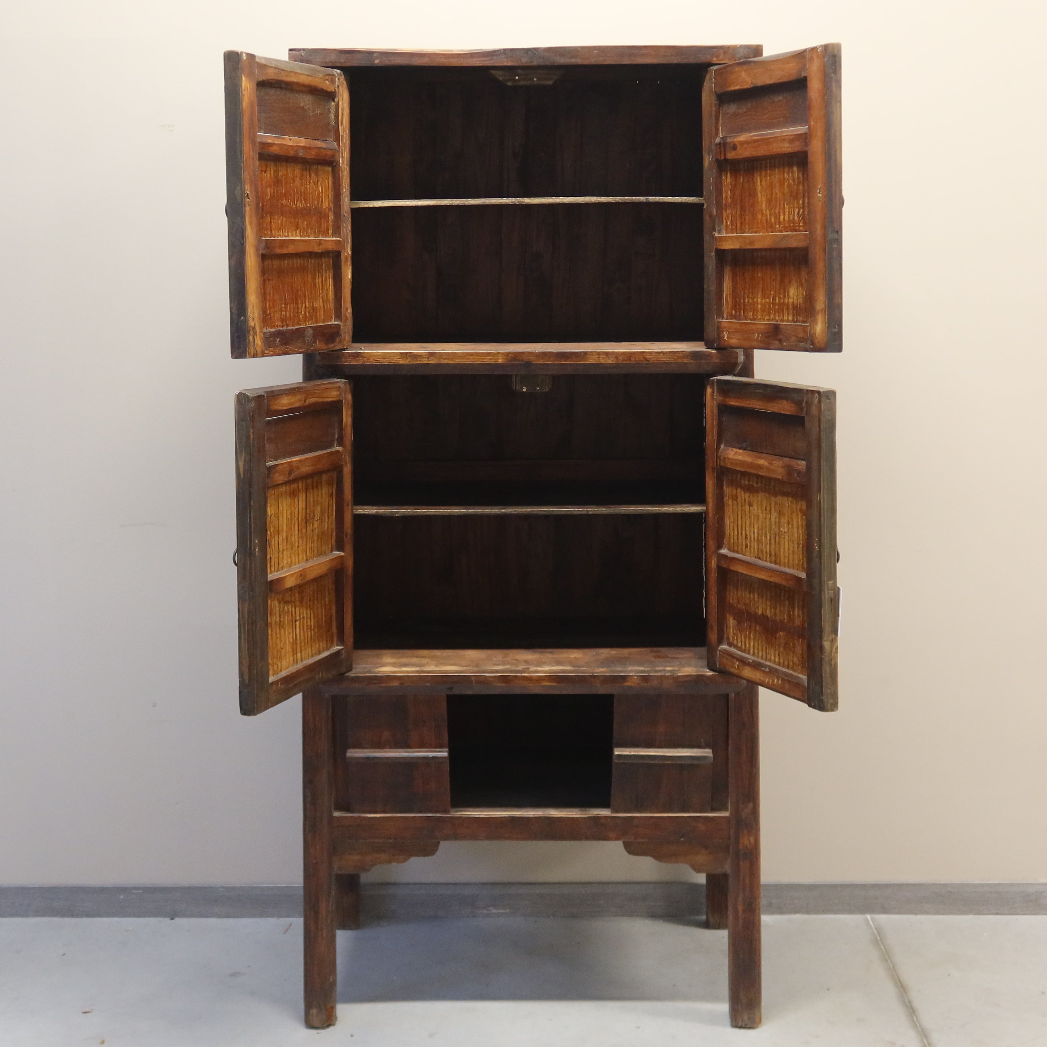 ARMADIO LISTELLATO IN BAMBU'