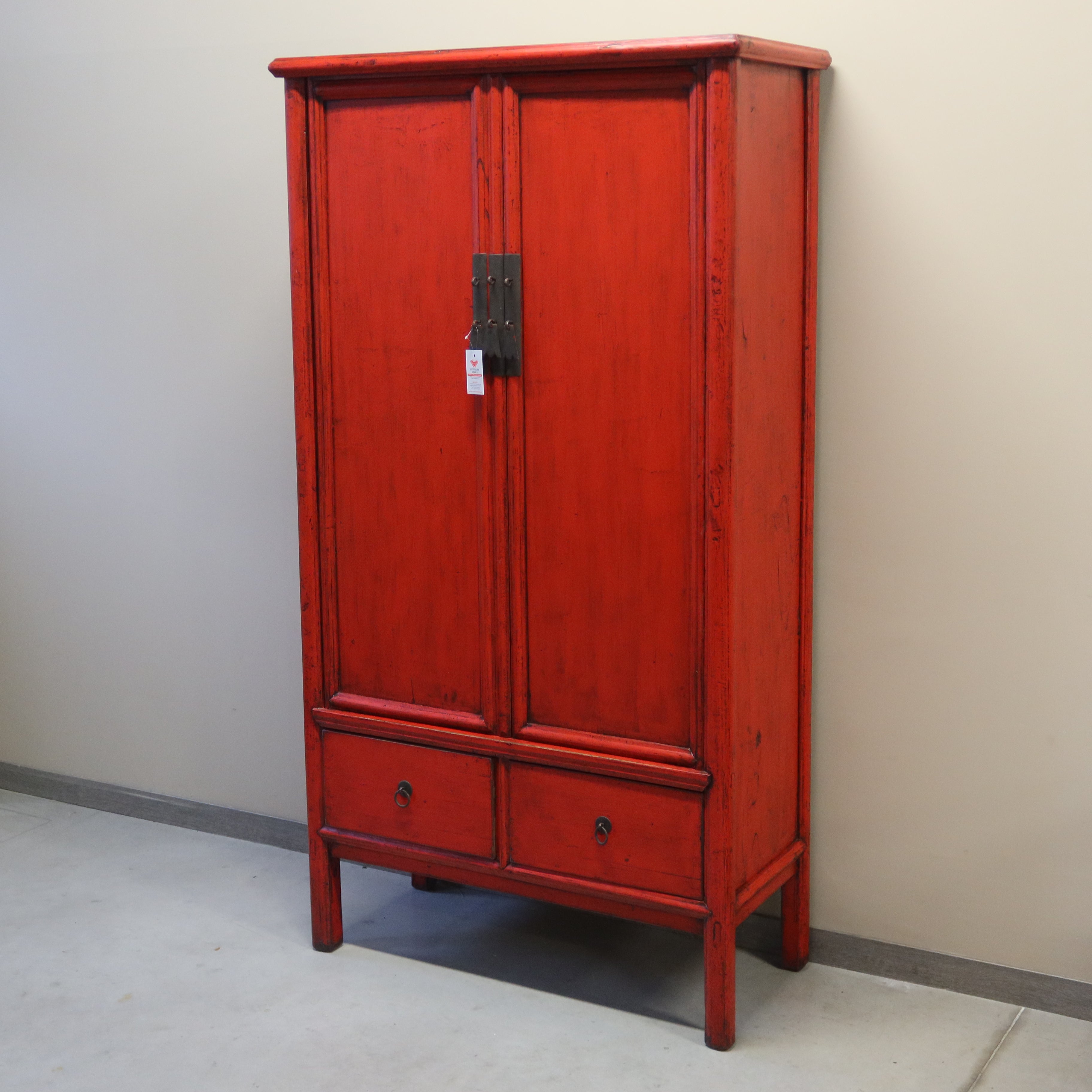 ARMADIO CINESE IN LACCA ROSSA