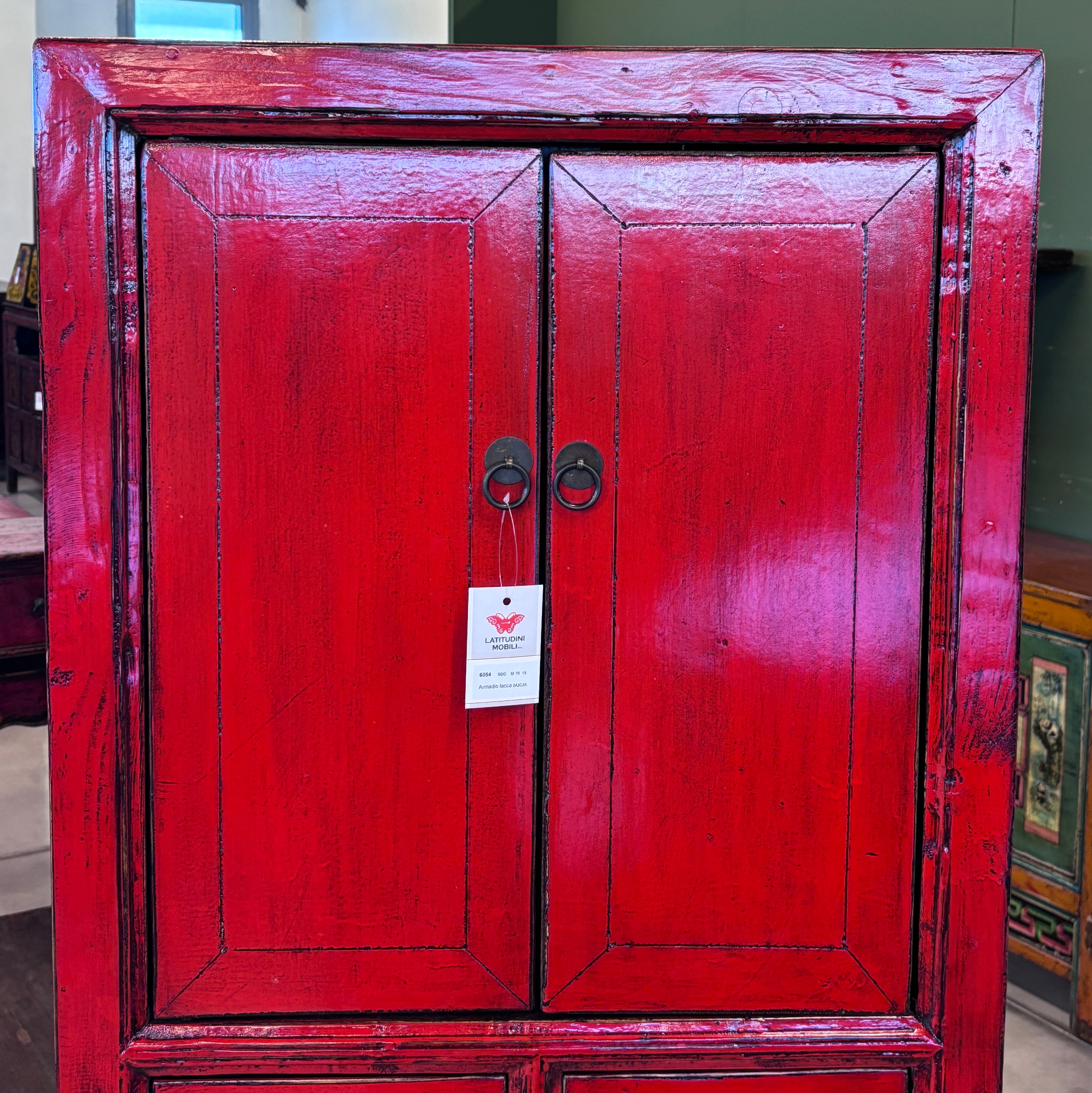 ARMADIETTO STRETTO LACCA ROSSA