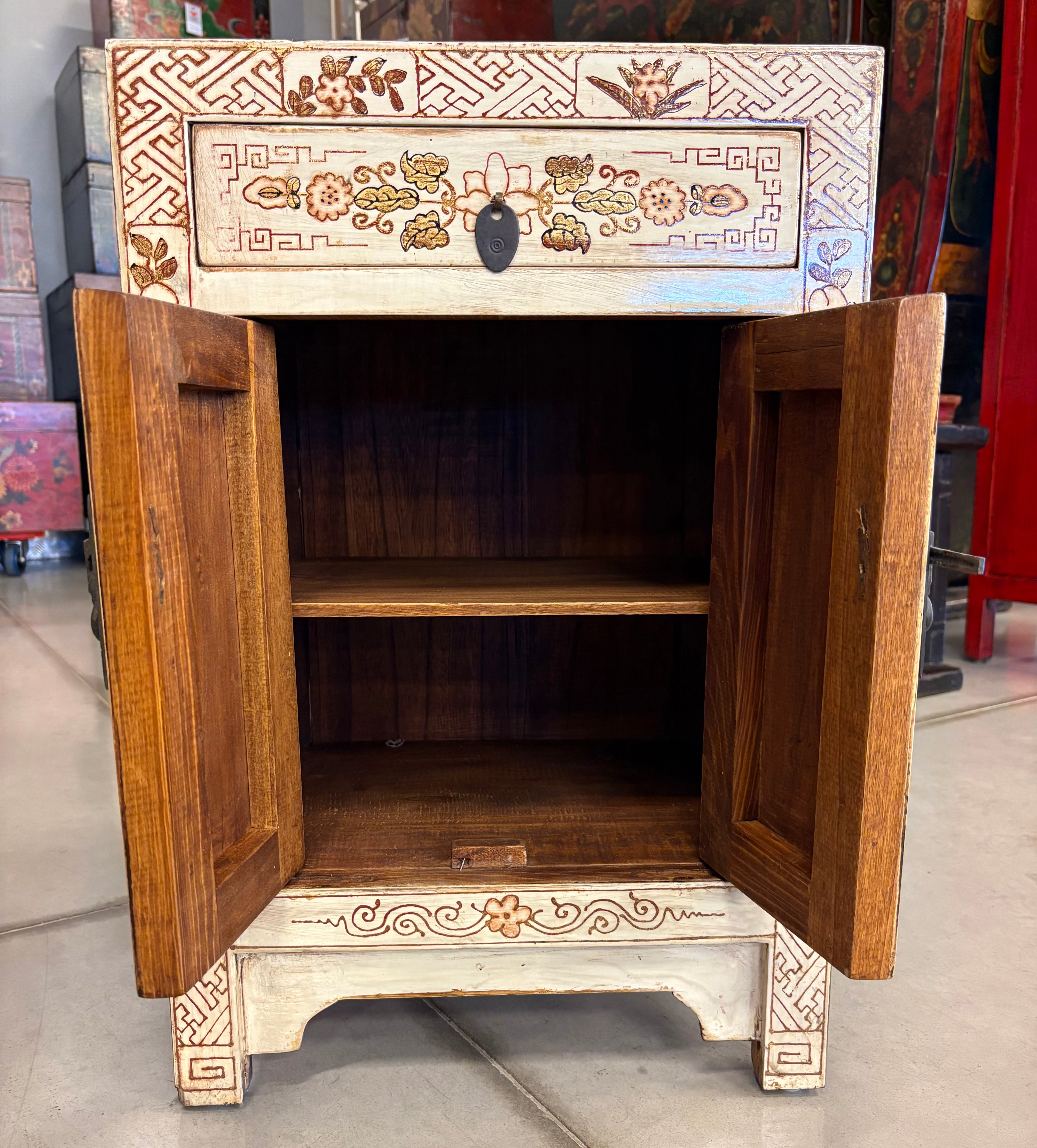 COMODINI CINESI SHANXI LACCA DECORATA