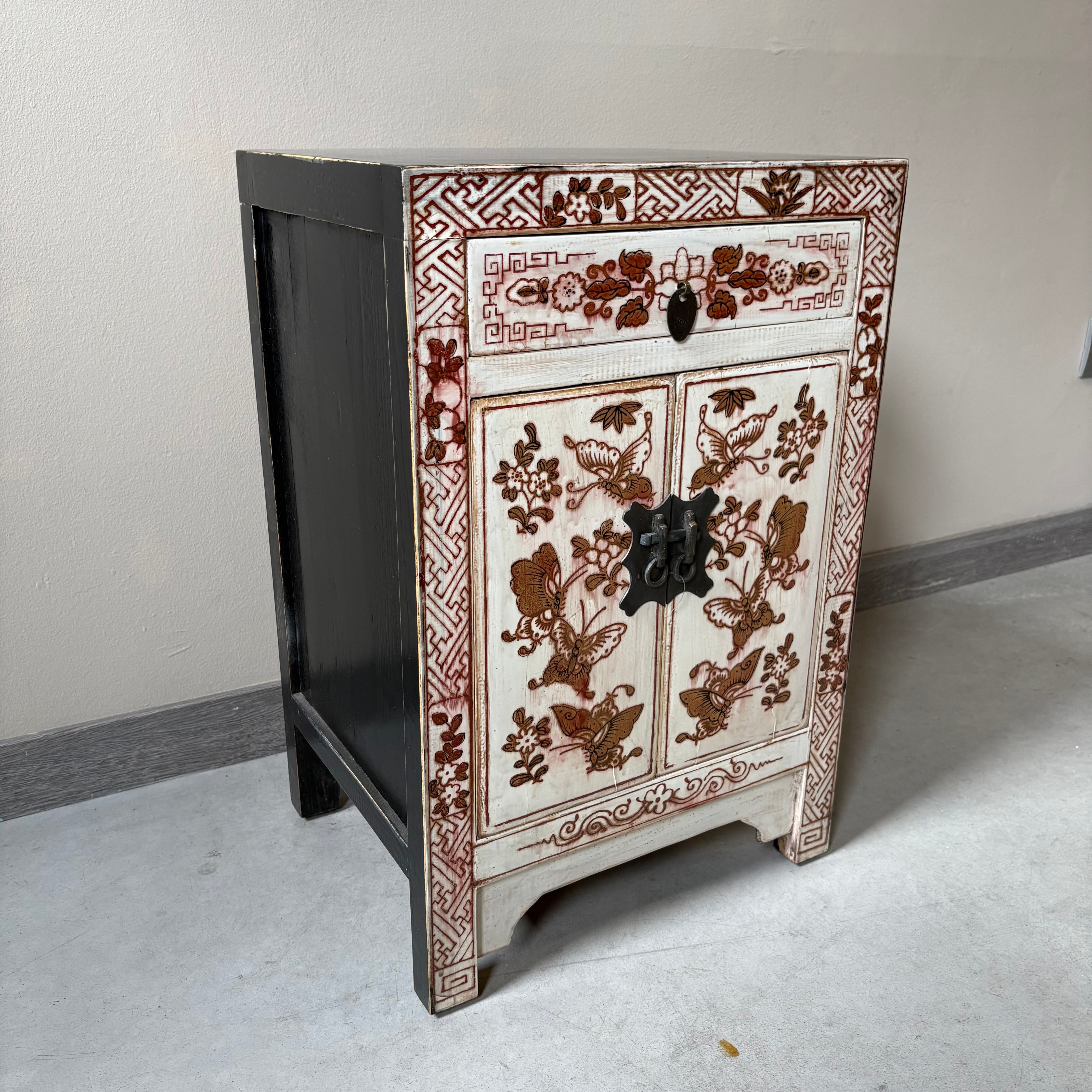 COMODINO SHANXI LACCA BIANCA DECORATA