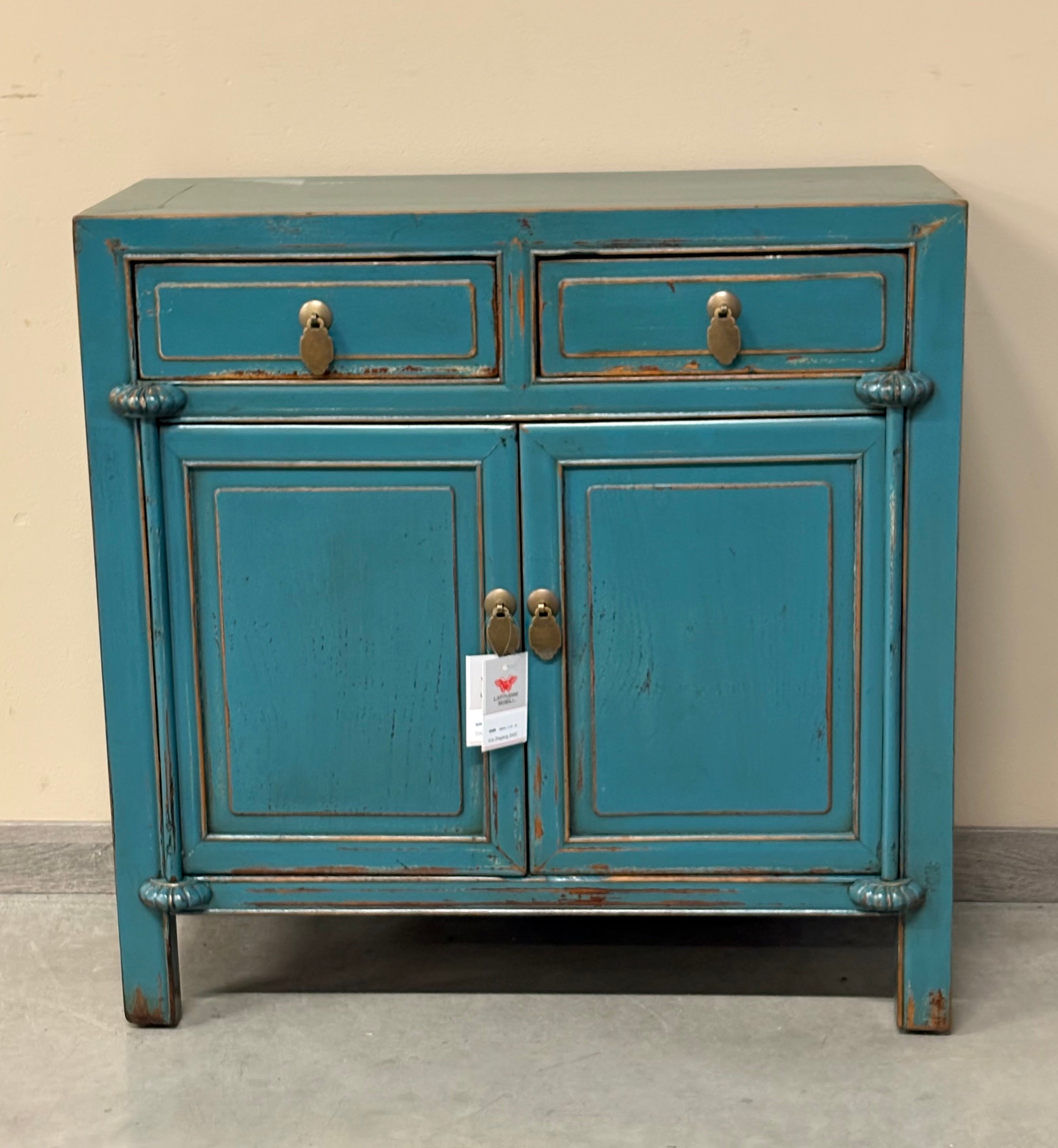 CREDENZINO LACCATO 2A2C