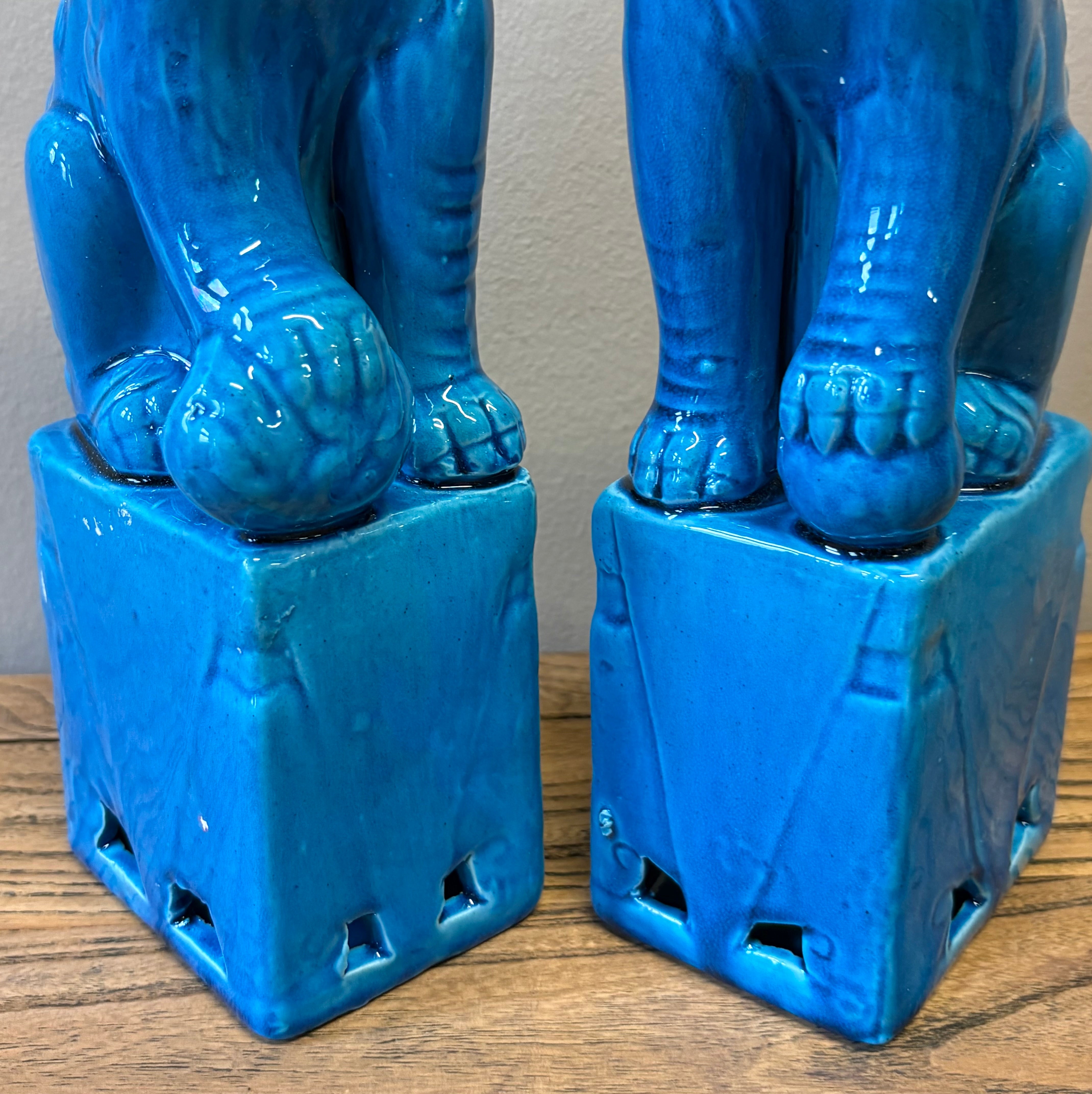 COPPIA LEONCANI IN CERAMICA