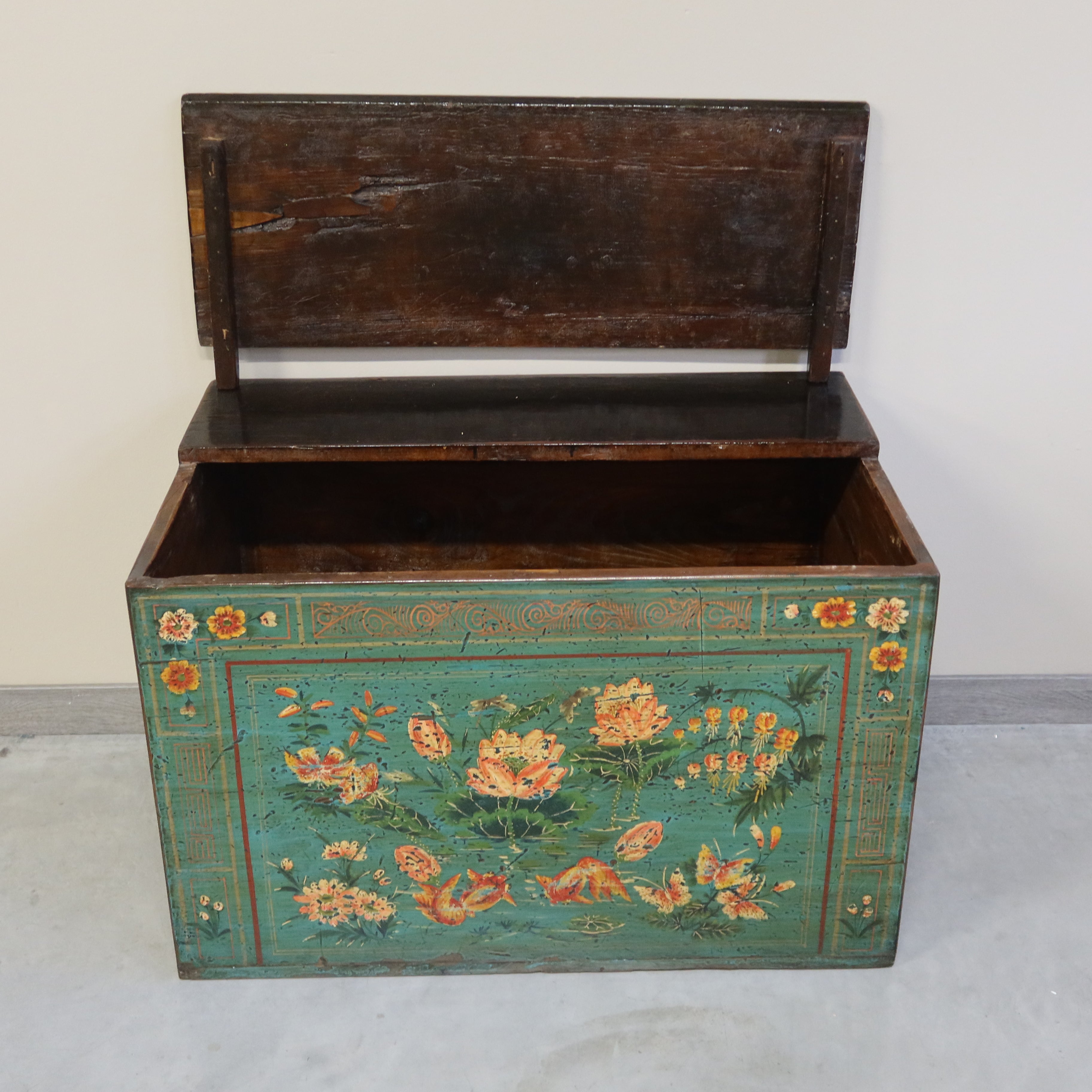 BAULE DECORATO DEL DONGBEI