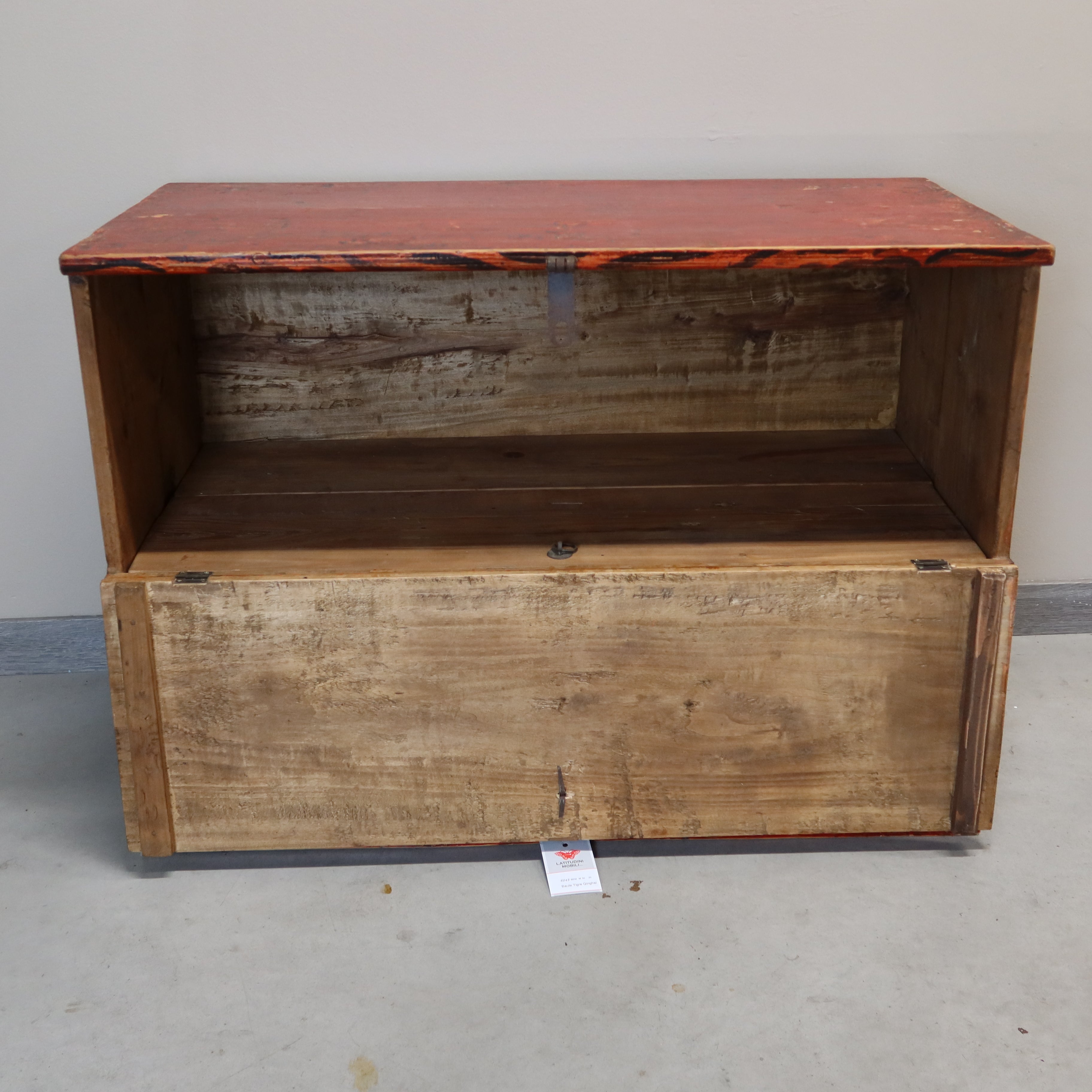 BAULE DEL QINGHAI CON DECORO TIGRE