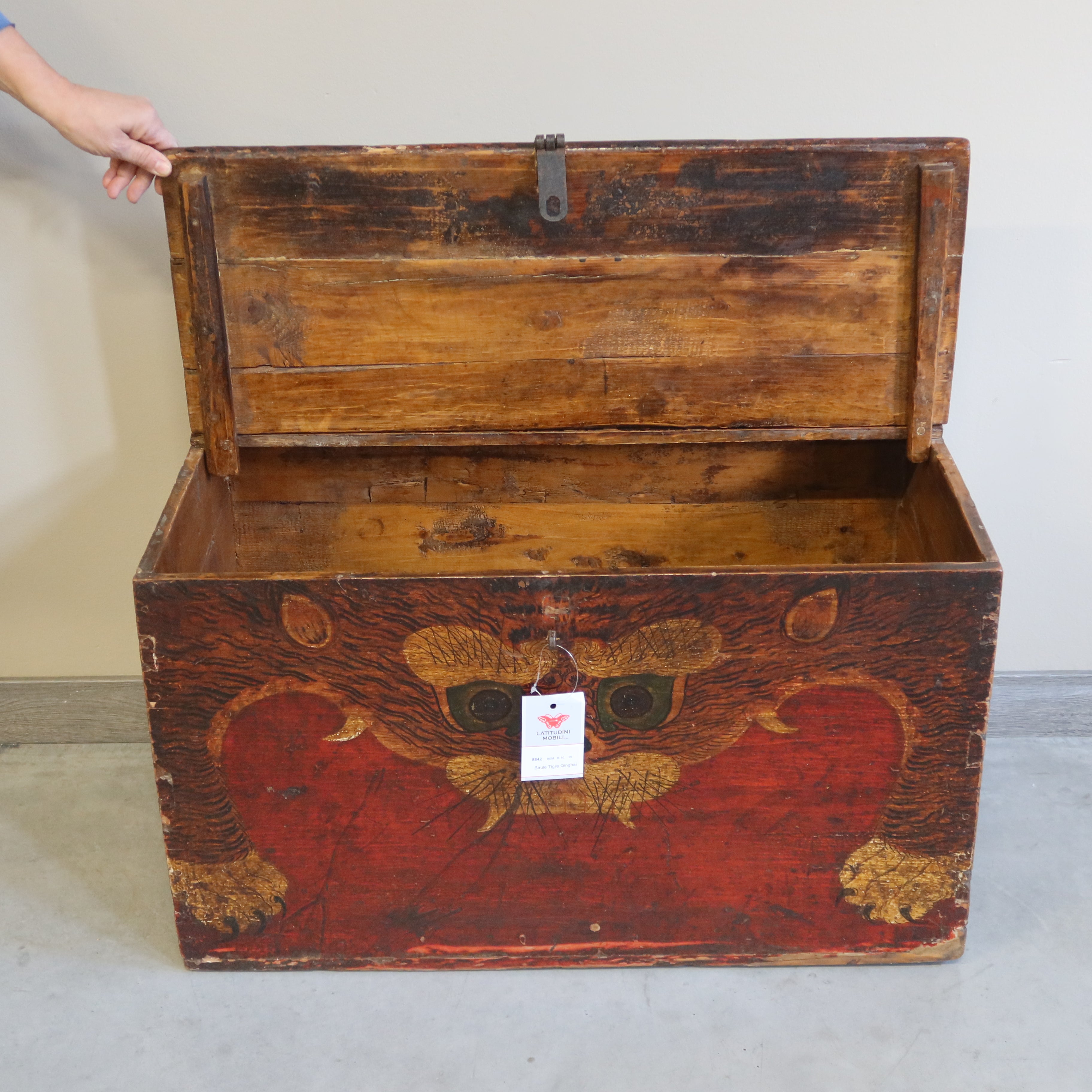BAULE DEL QINGHAI CON DECORO TIGRE
