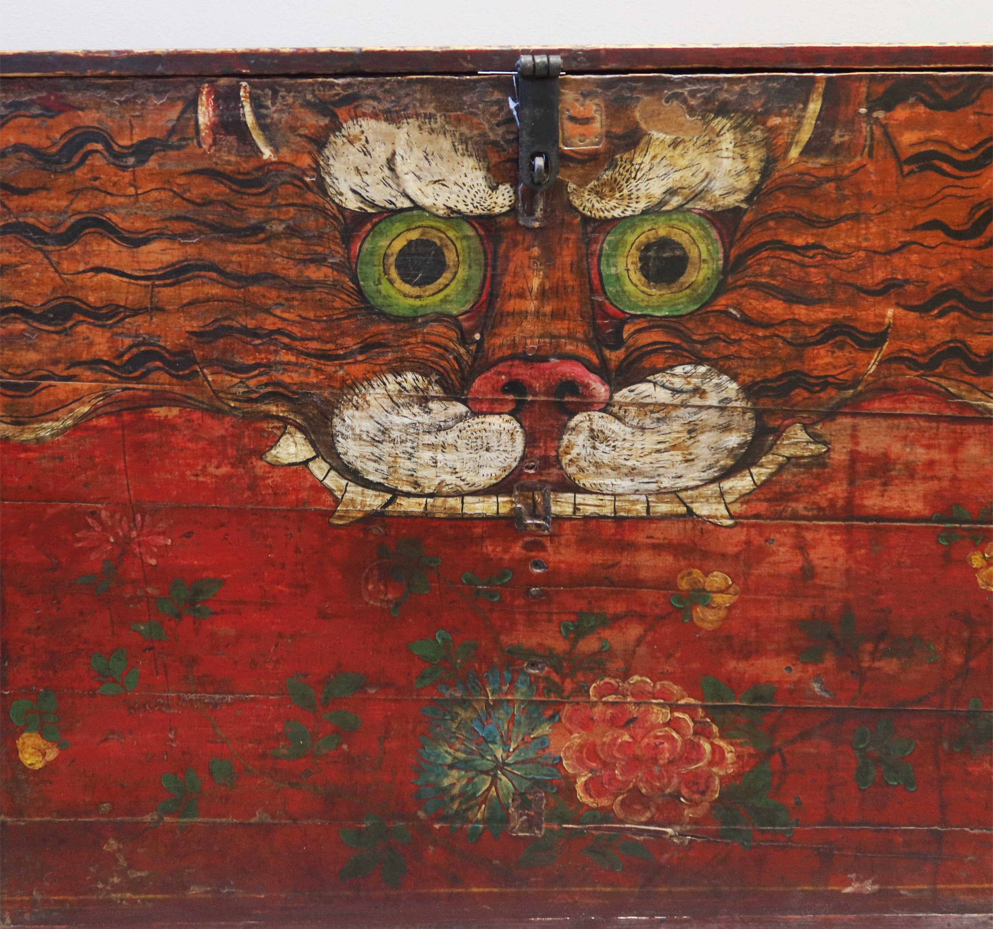 BAULE DEL QINGHAI CON DECORO TIGRE