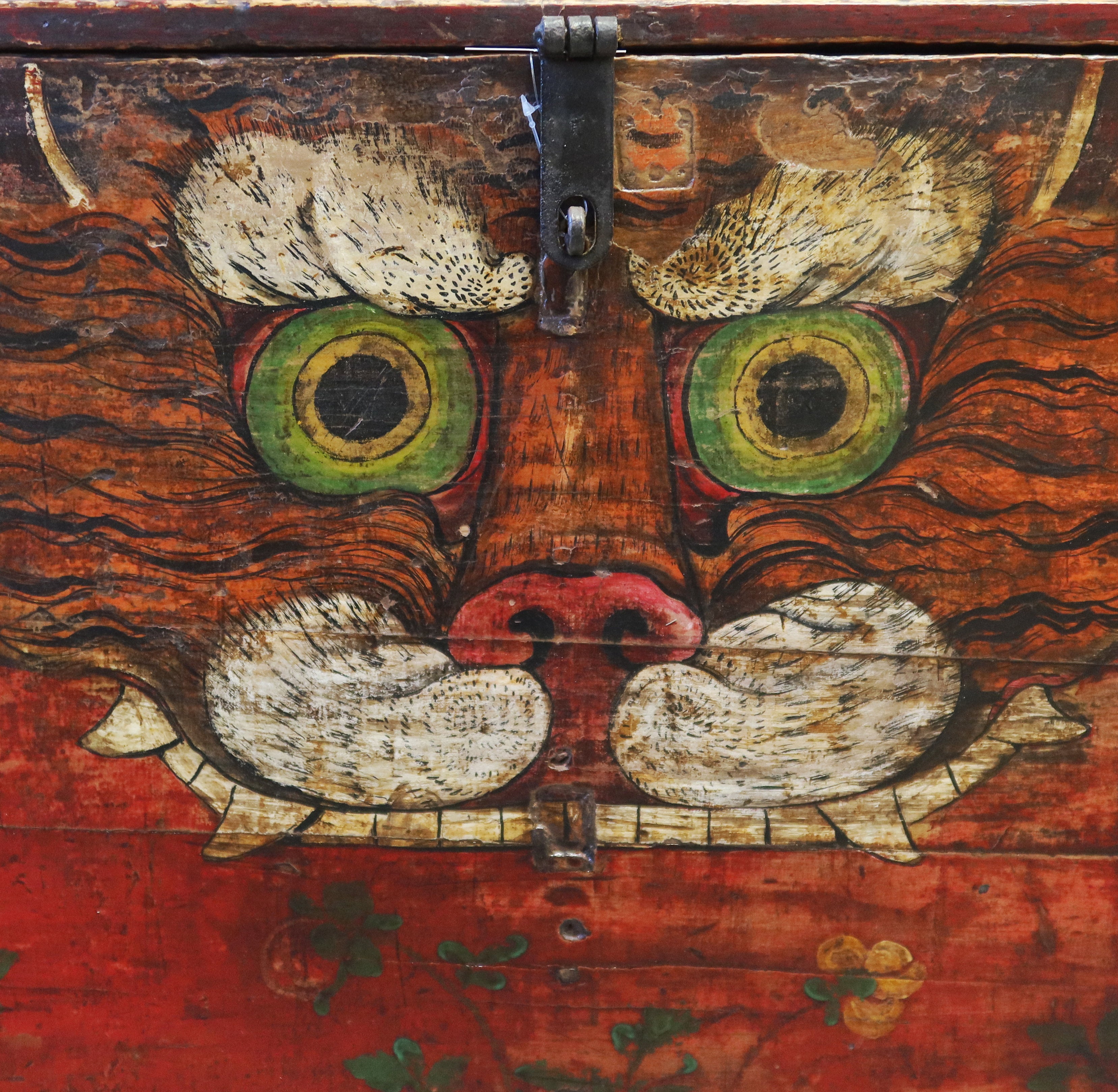 BAULE DEL QINGHAI CON DECORO TIGRE