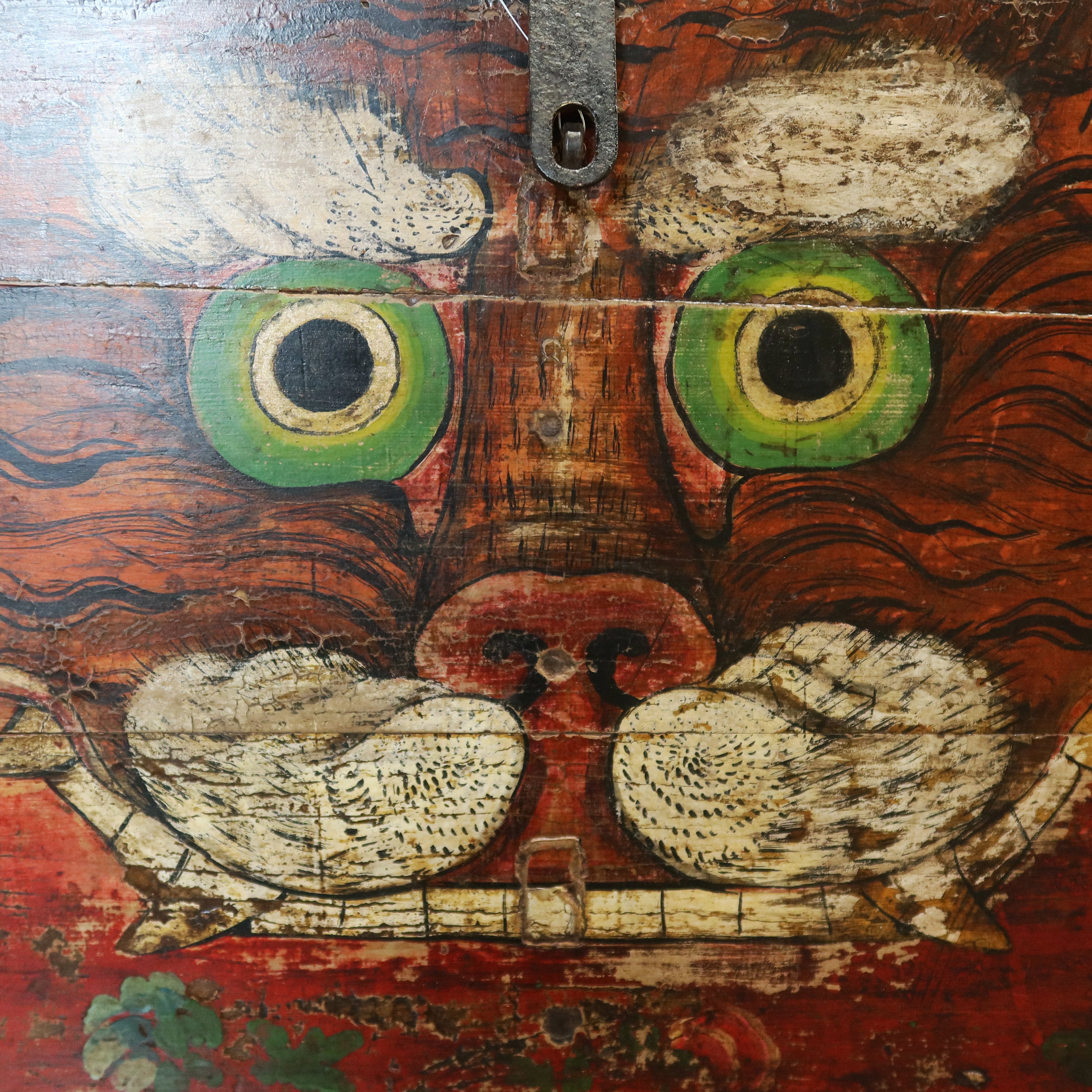 BAULE DEL QINGHAI CON DECORO TIGRE