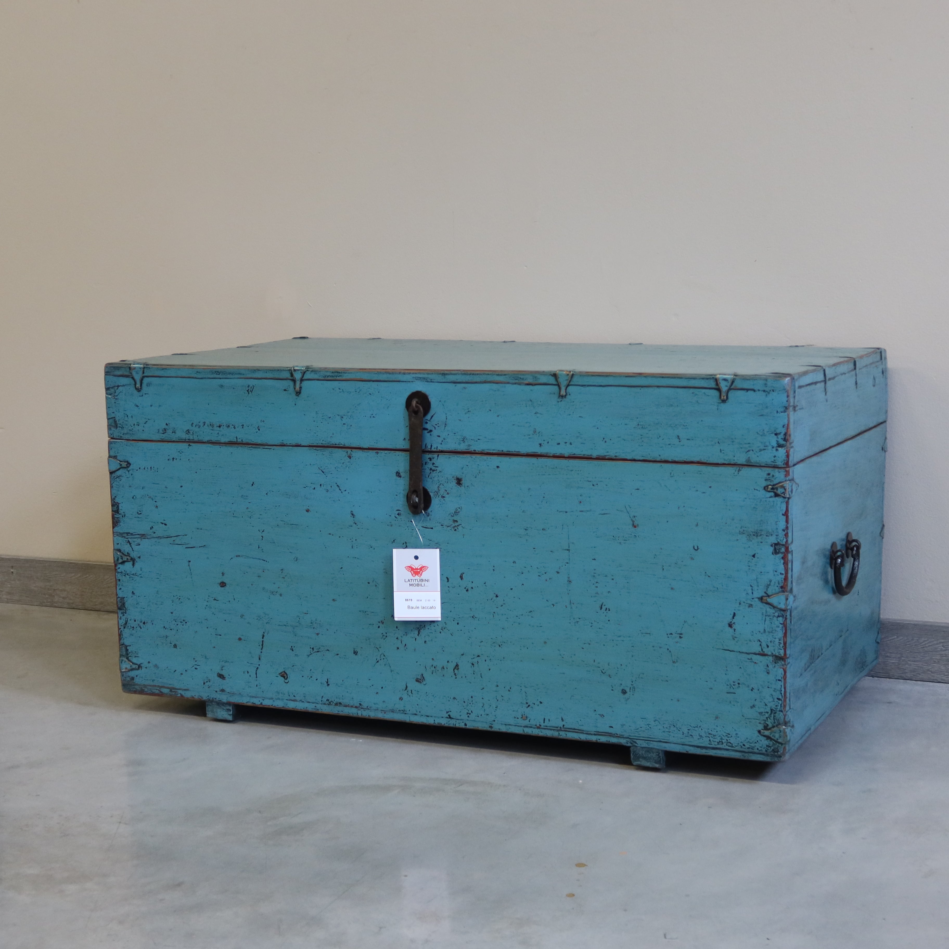 BAULE CINESE IN LACCA AZZURRA