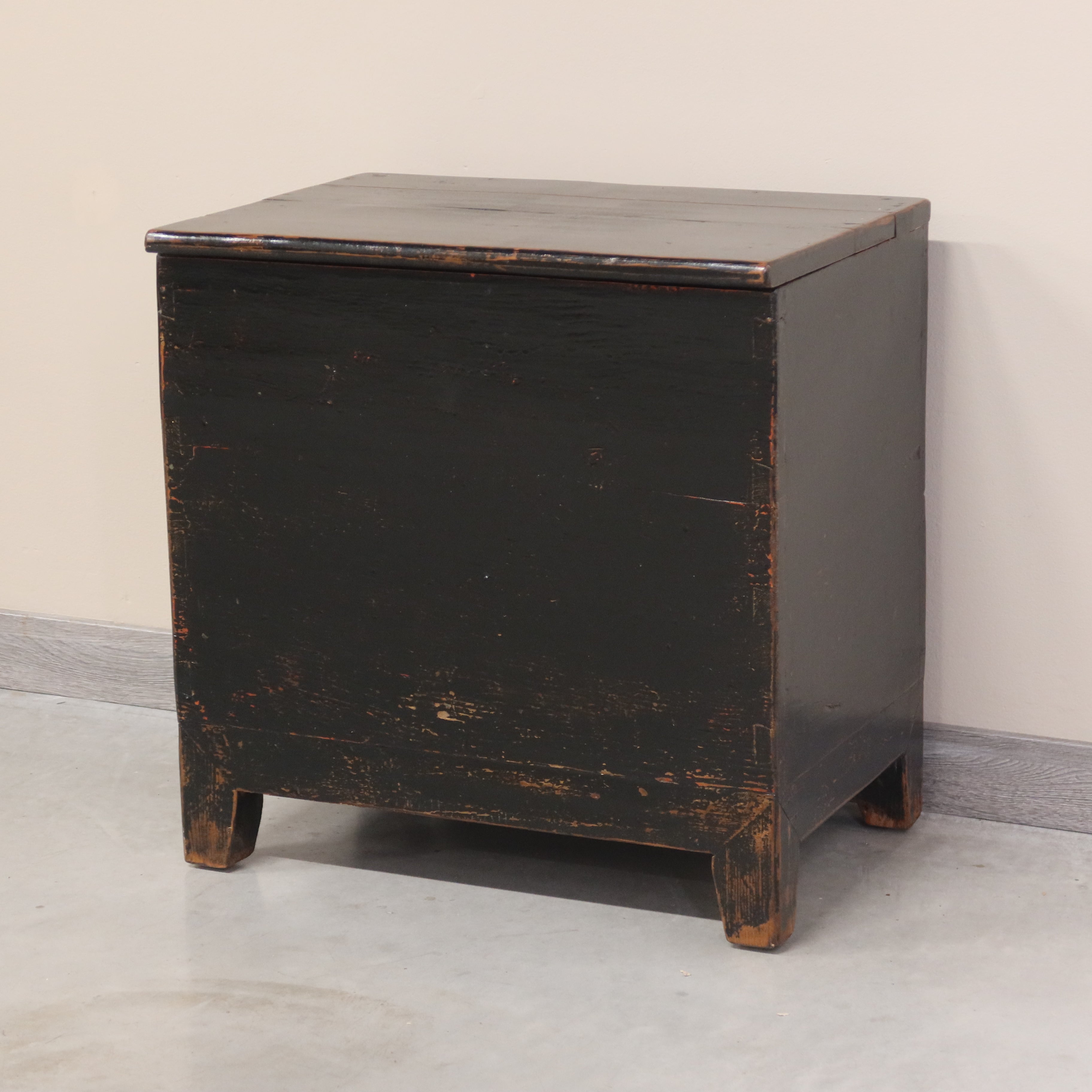 BAULE MONEY CHEST LACCA NERA