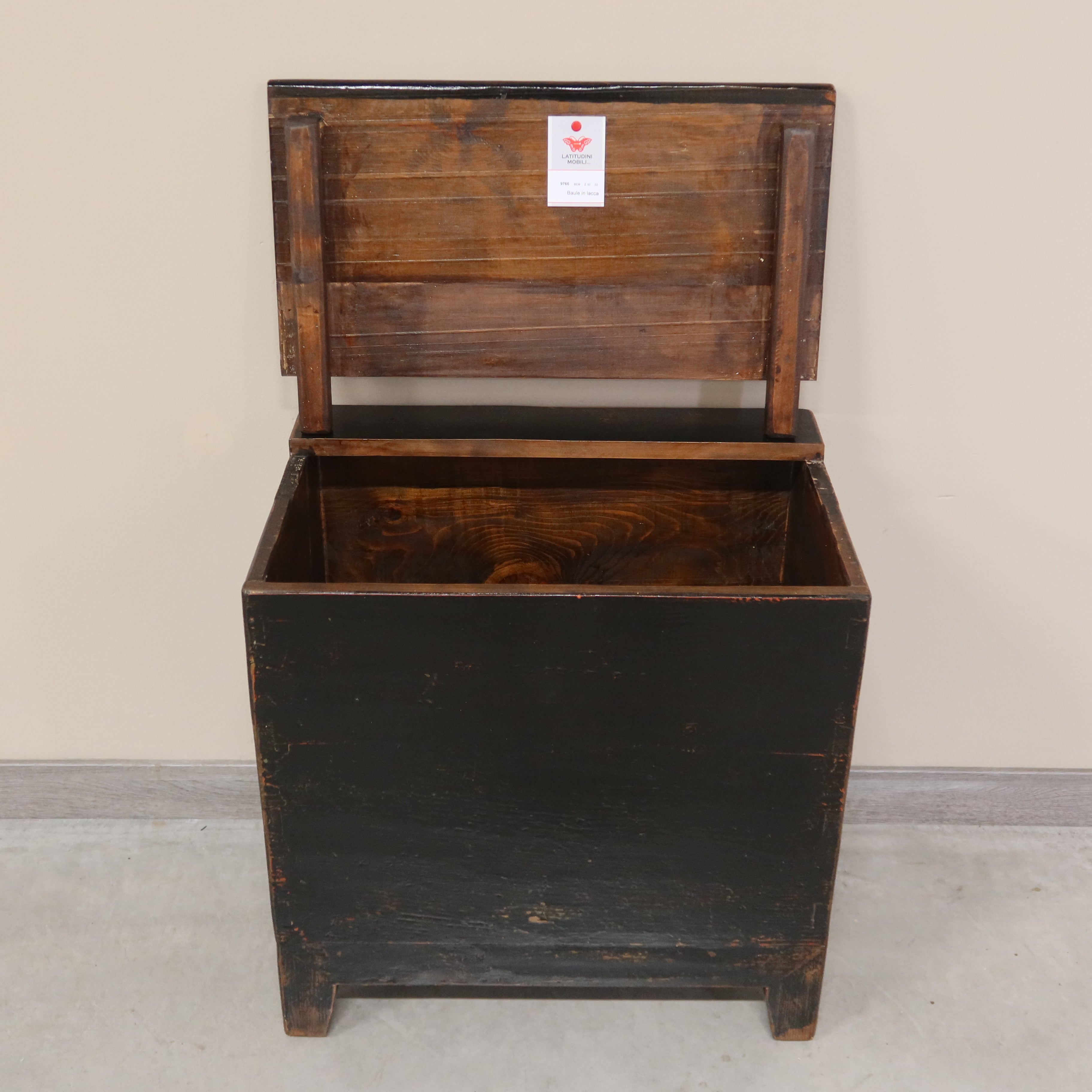 BAULE MONEY CHEST LACCA NERA