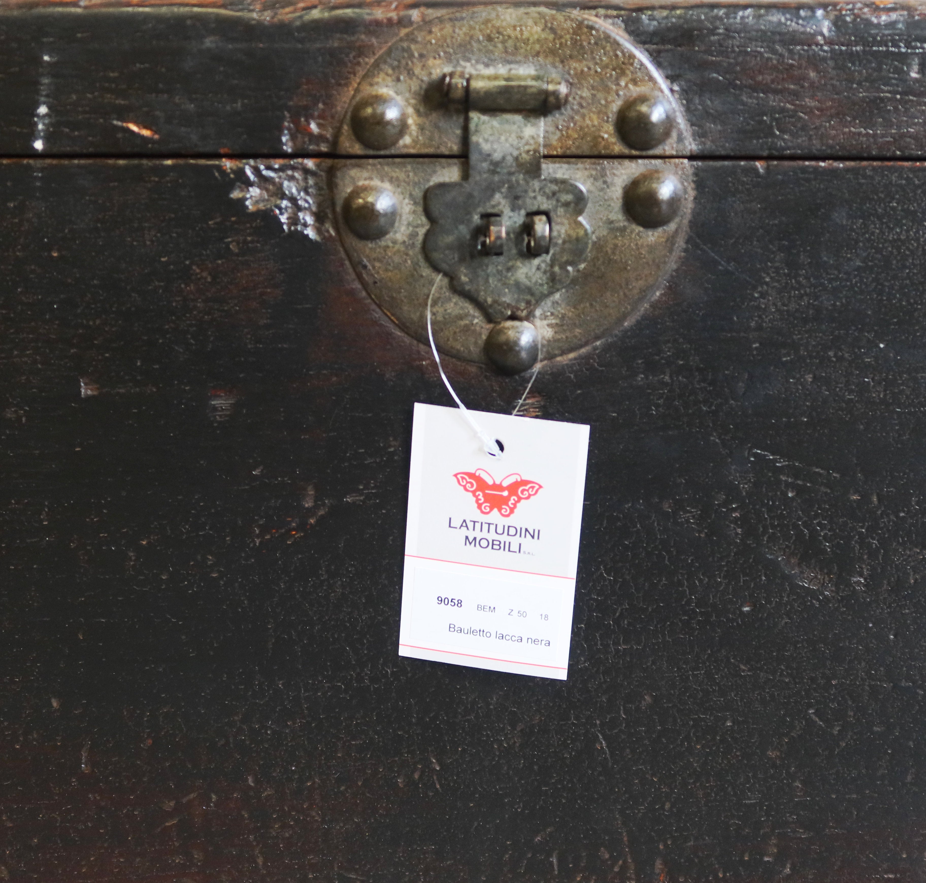 BAULE CINESE LACCA SCURA