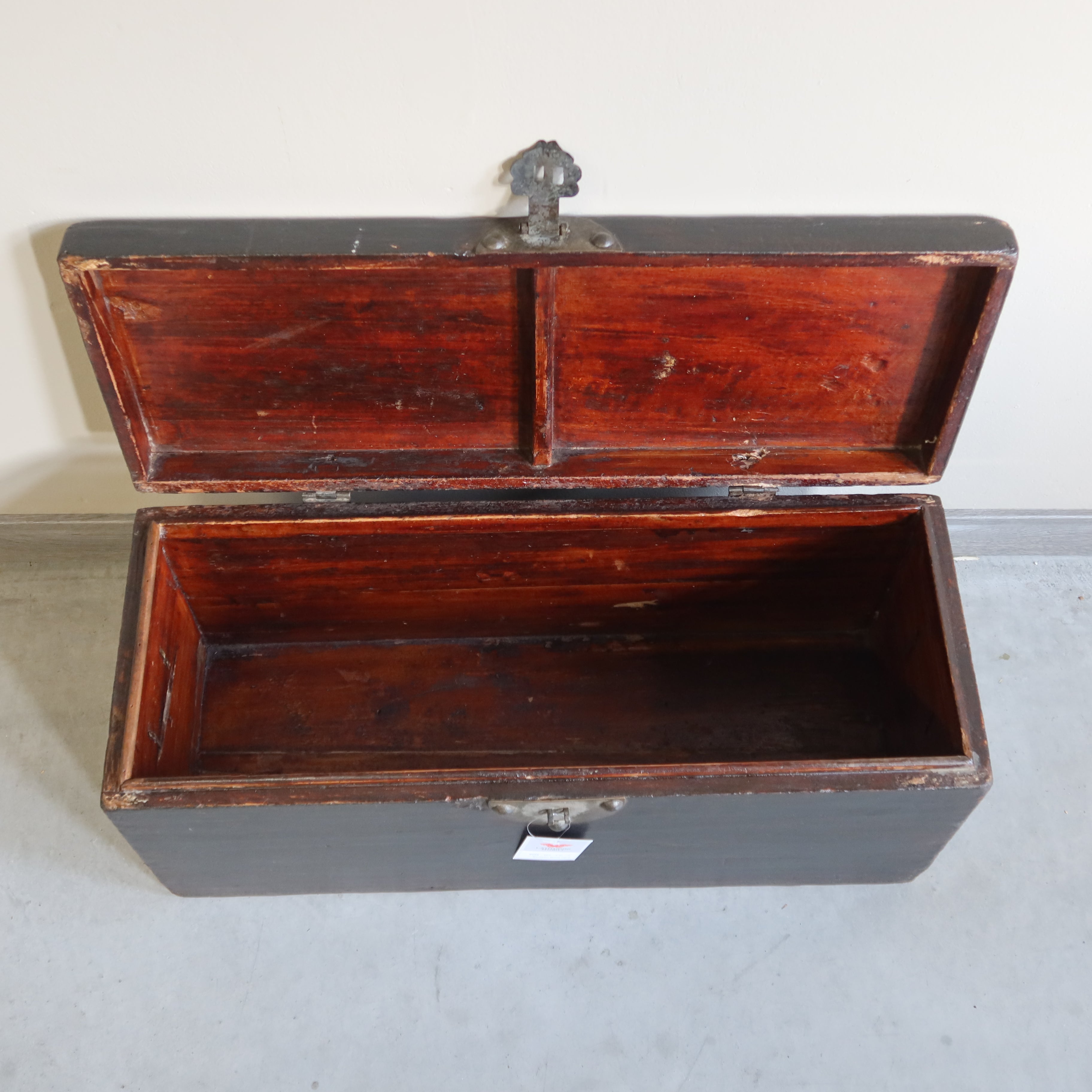 BAULE CINESE LACCA SCURA