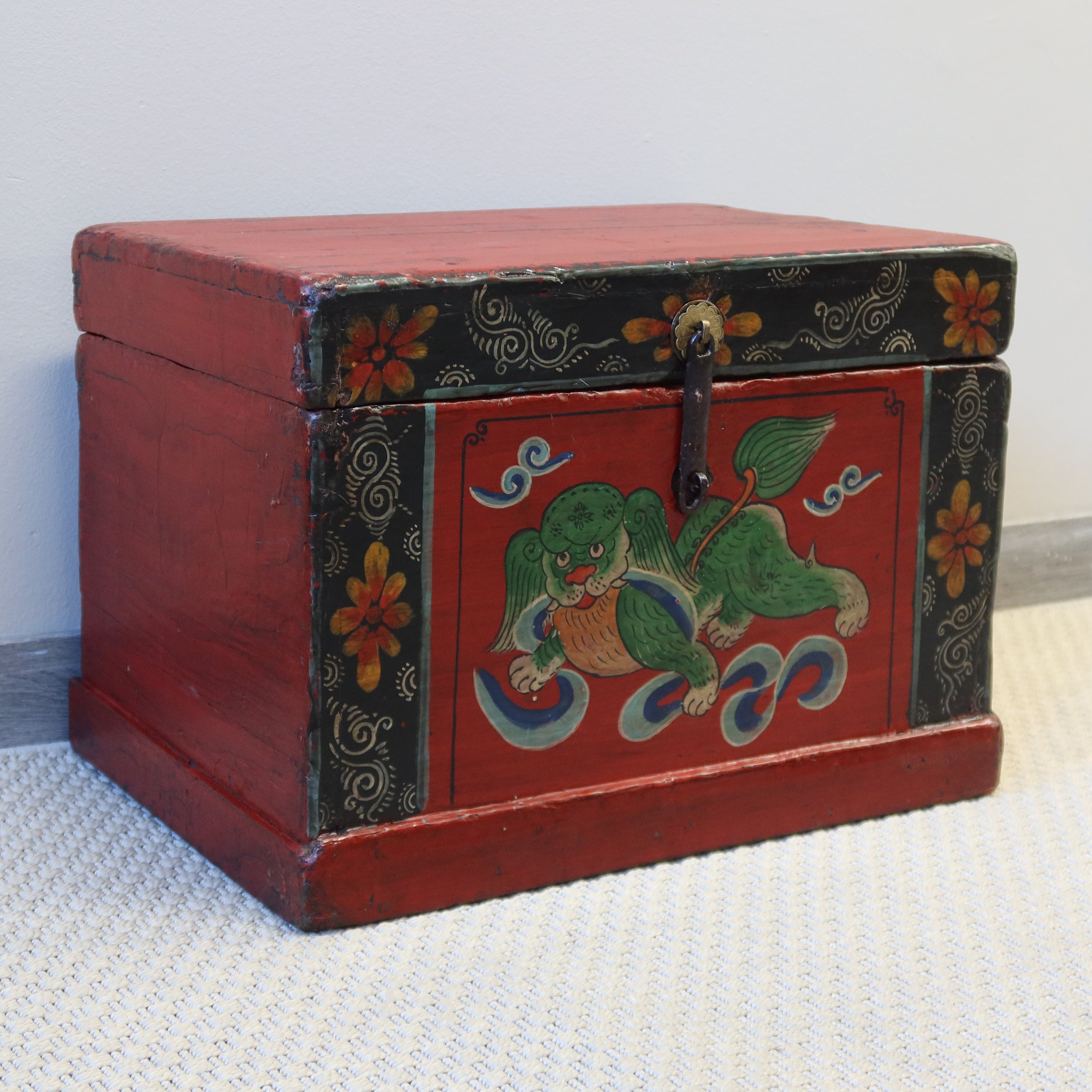 BAULETTO MONGOLIA RAFFIGURAZIONE LEONCANE