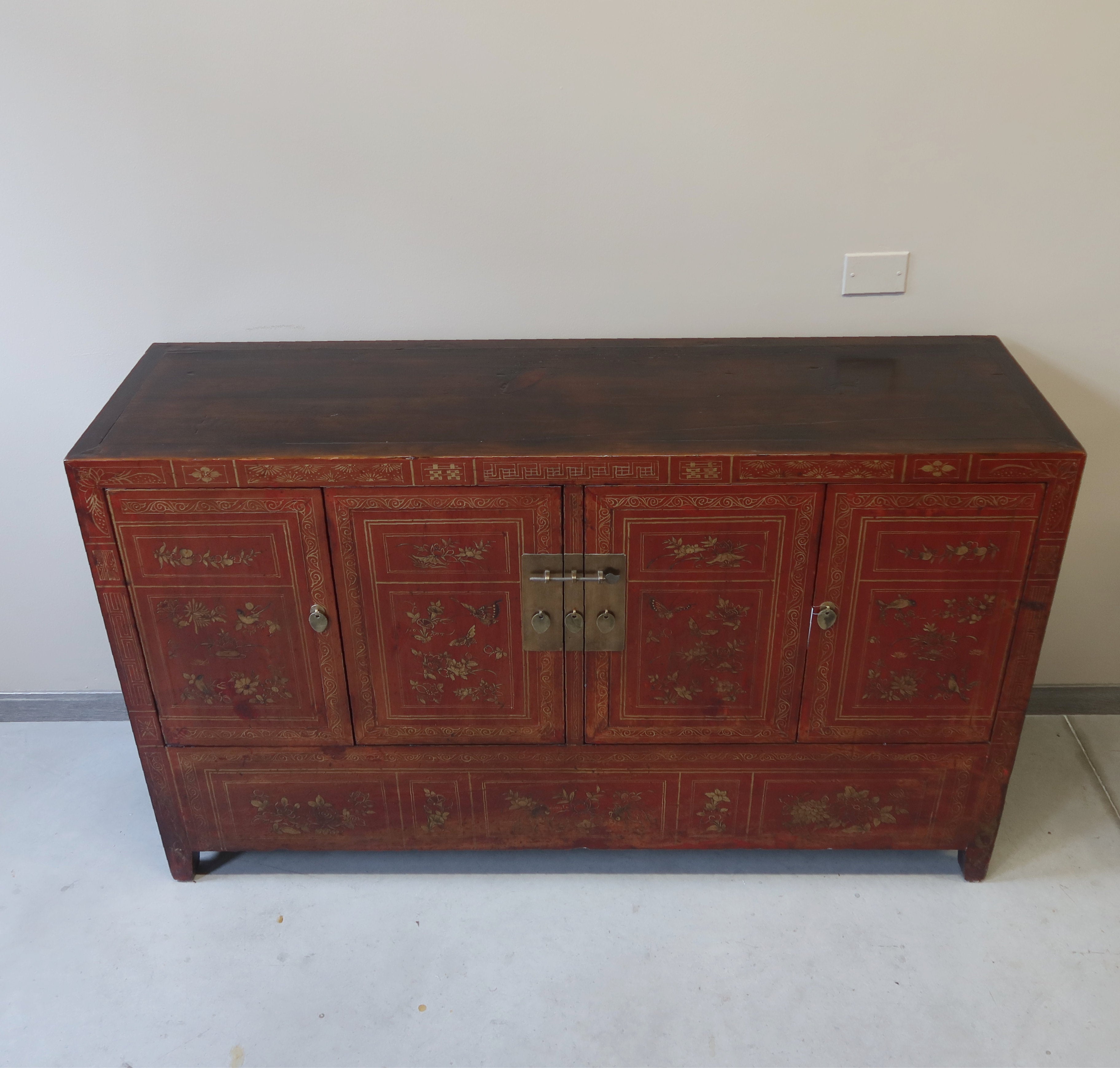 BUFFET CINESE DECORATO DEL DONGBEI