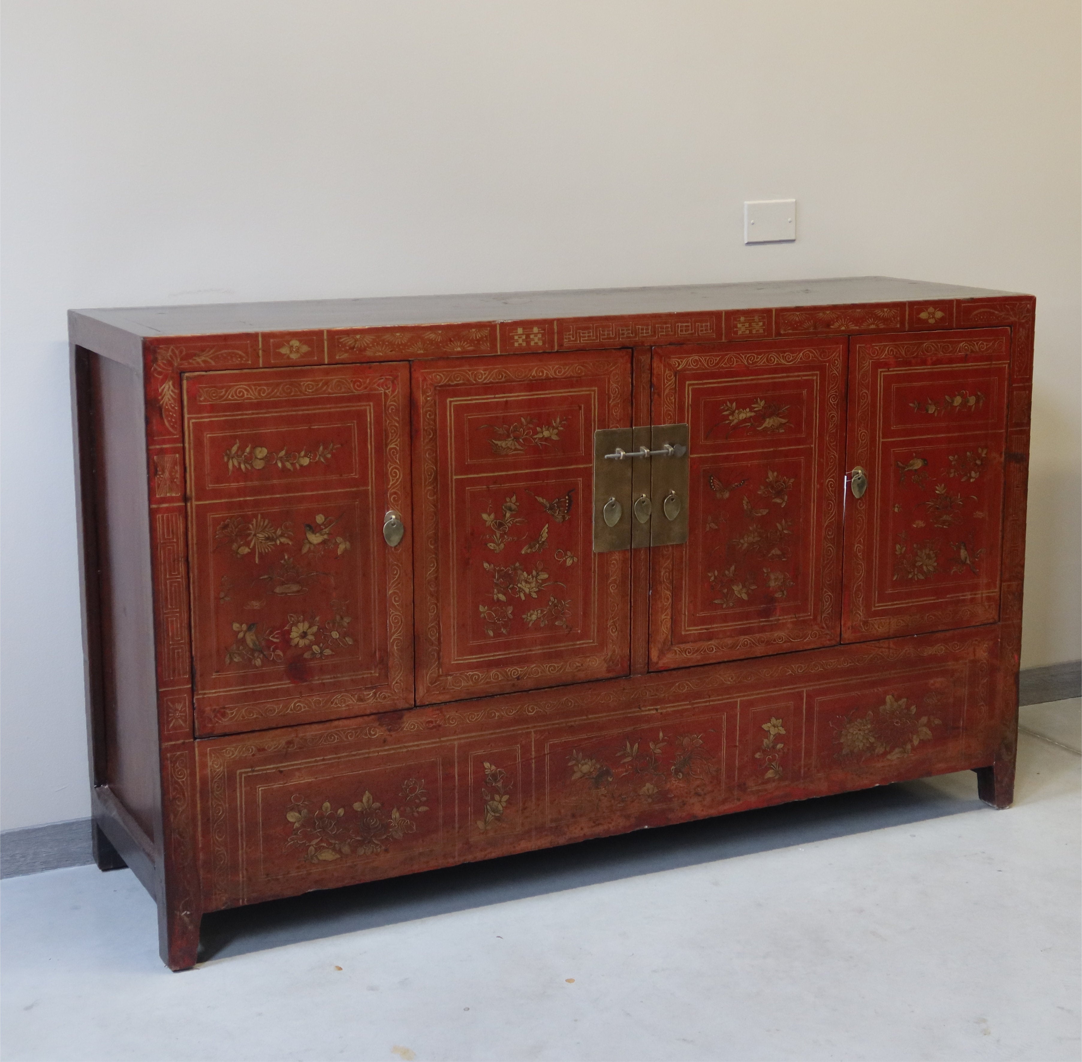 BUFFET CINESE DECORATO DEL DONGBEI