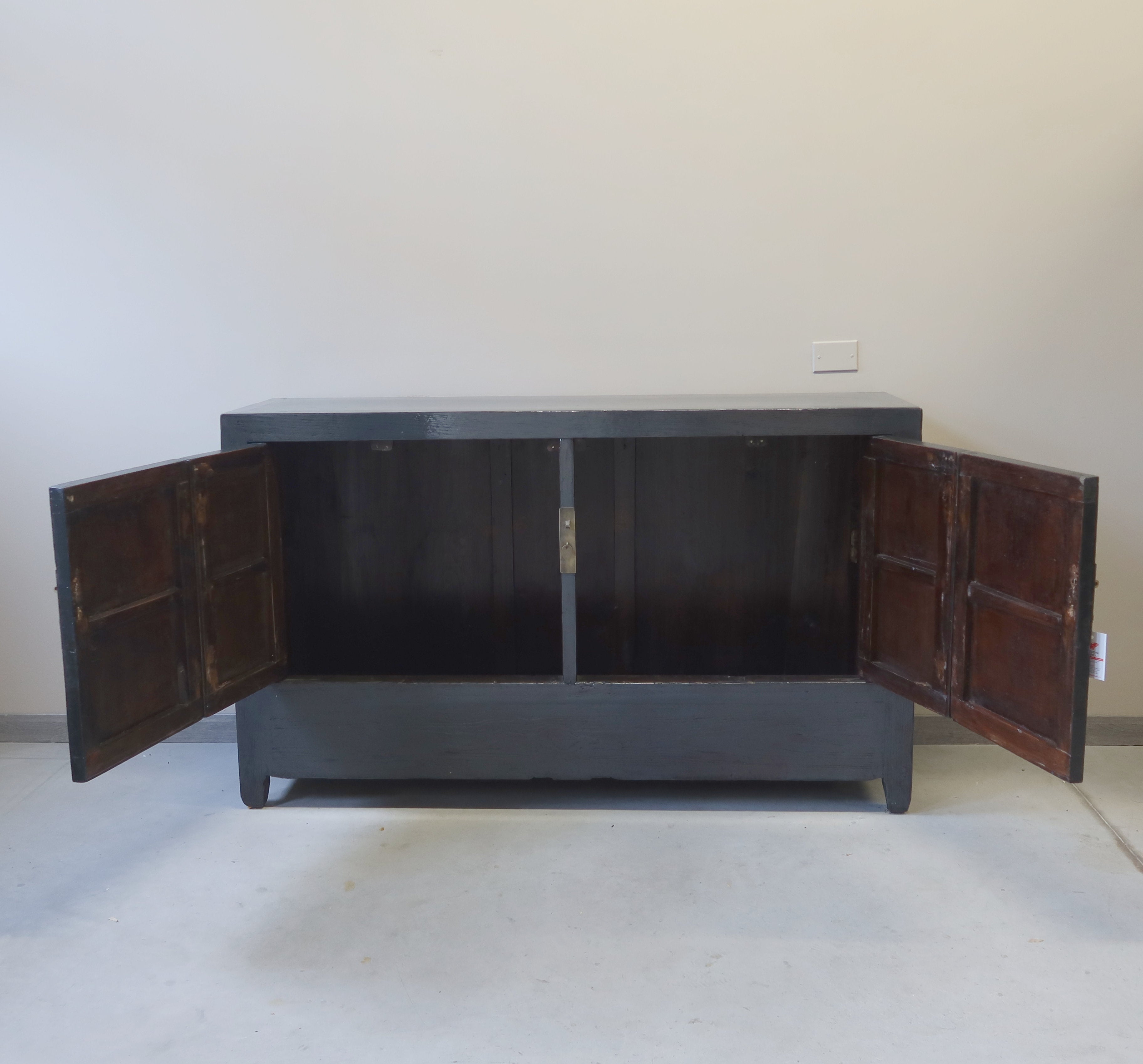 BUFFET IN LACCA DEL DONGBEI