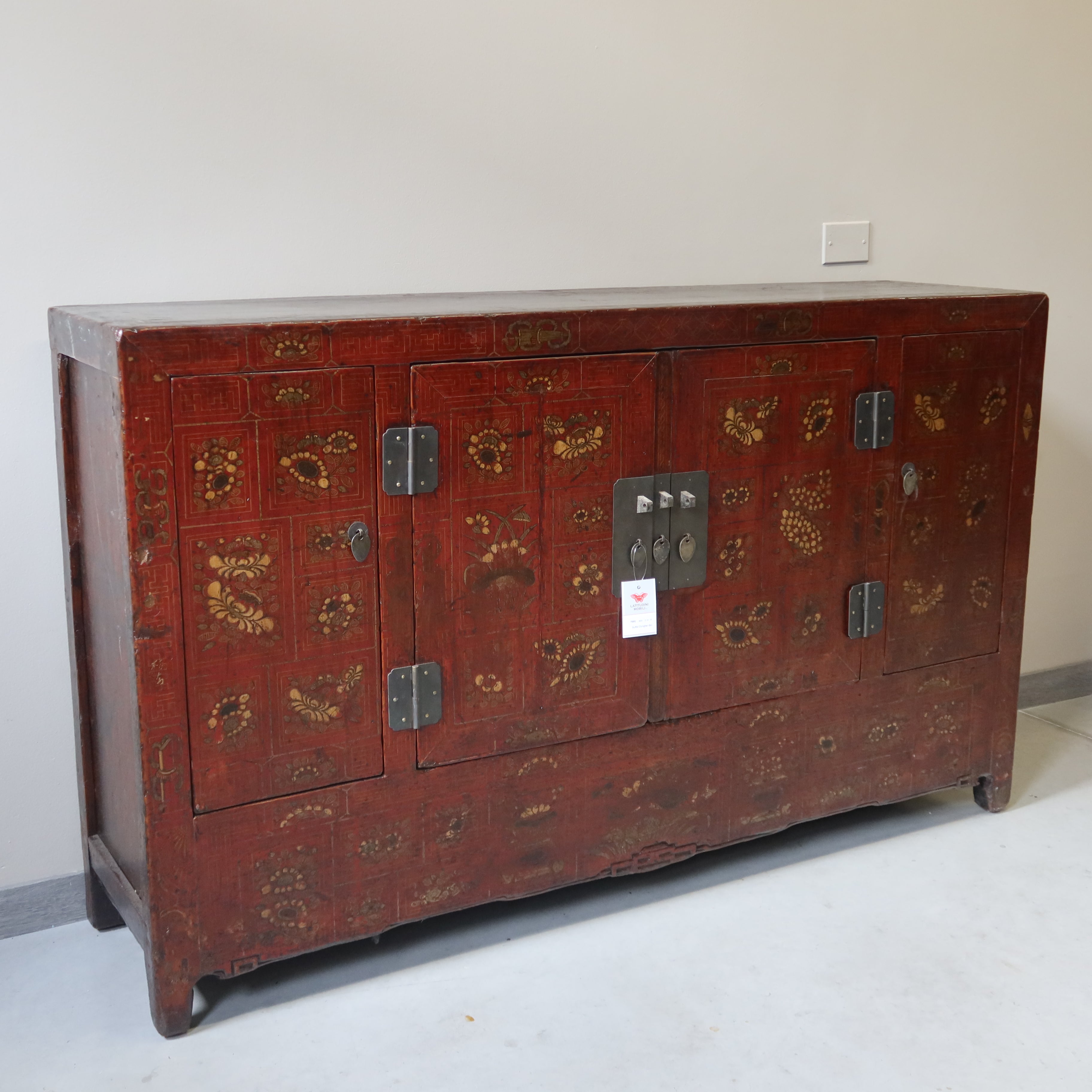 BUFFET DONGBEI DECORATO