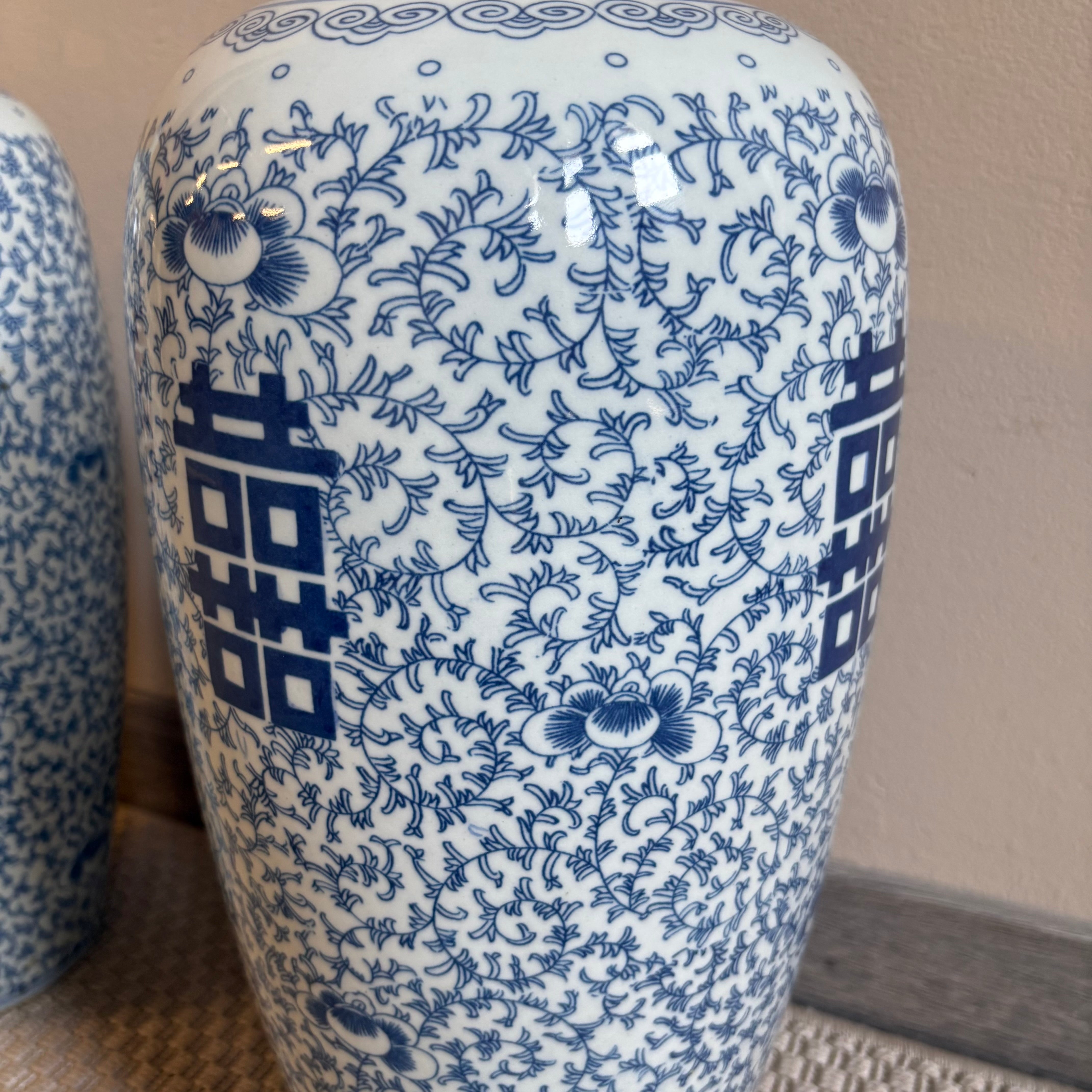 VASO CERAMICA DECORATA CON COPERCHIO