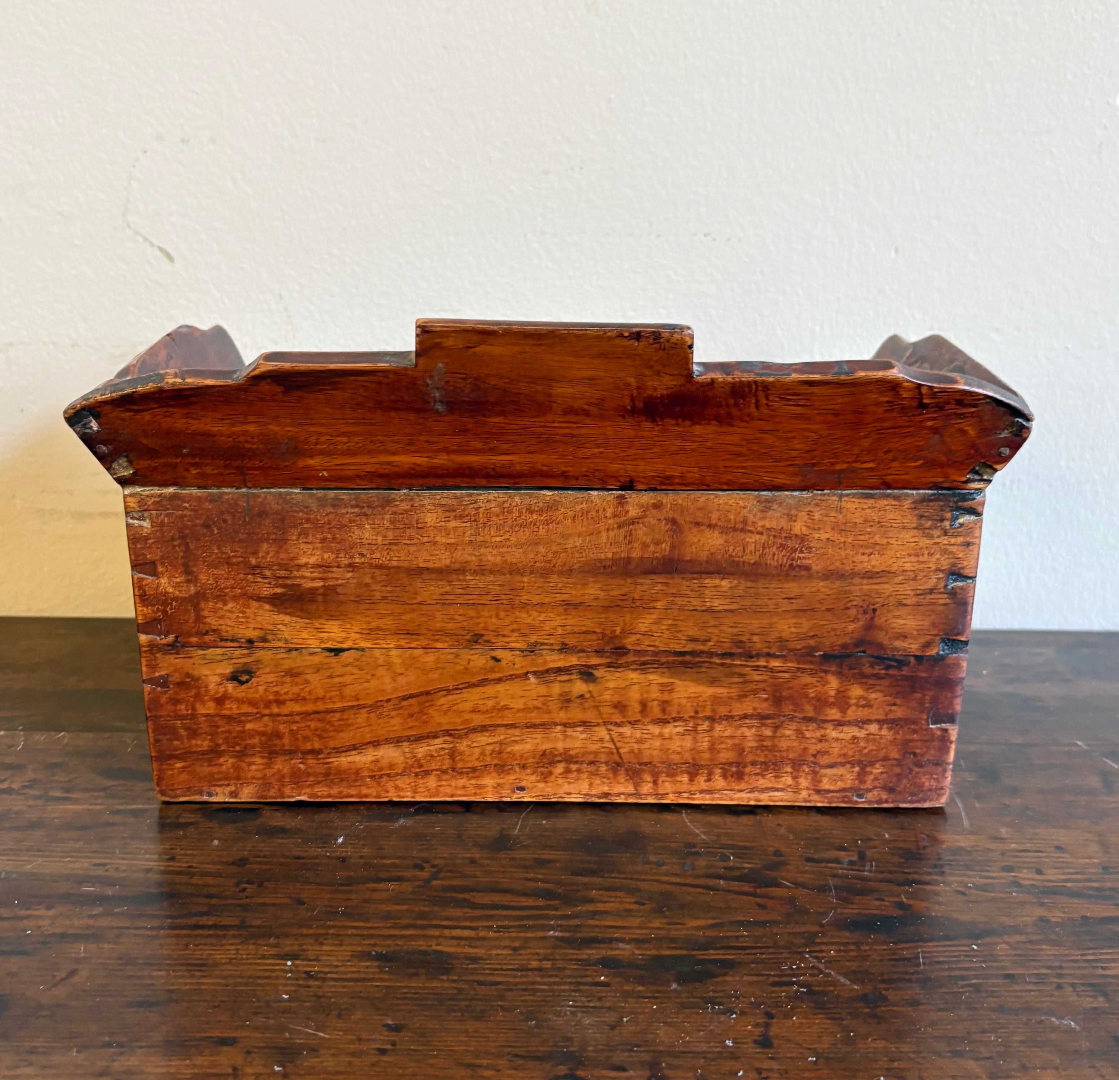 PORTAGIOIE CINESE CON CASSETTO