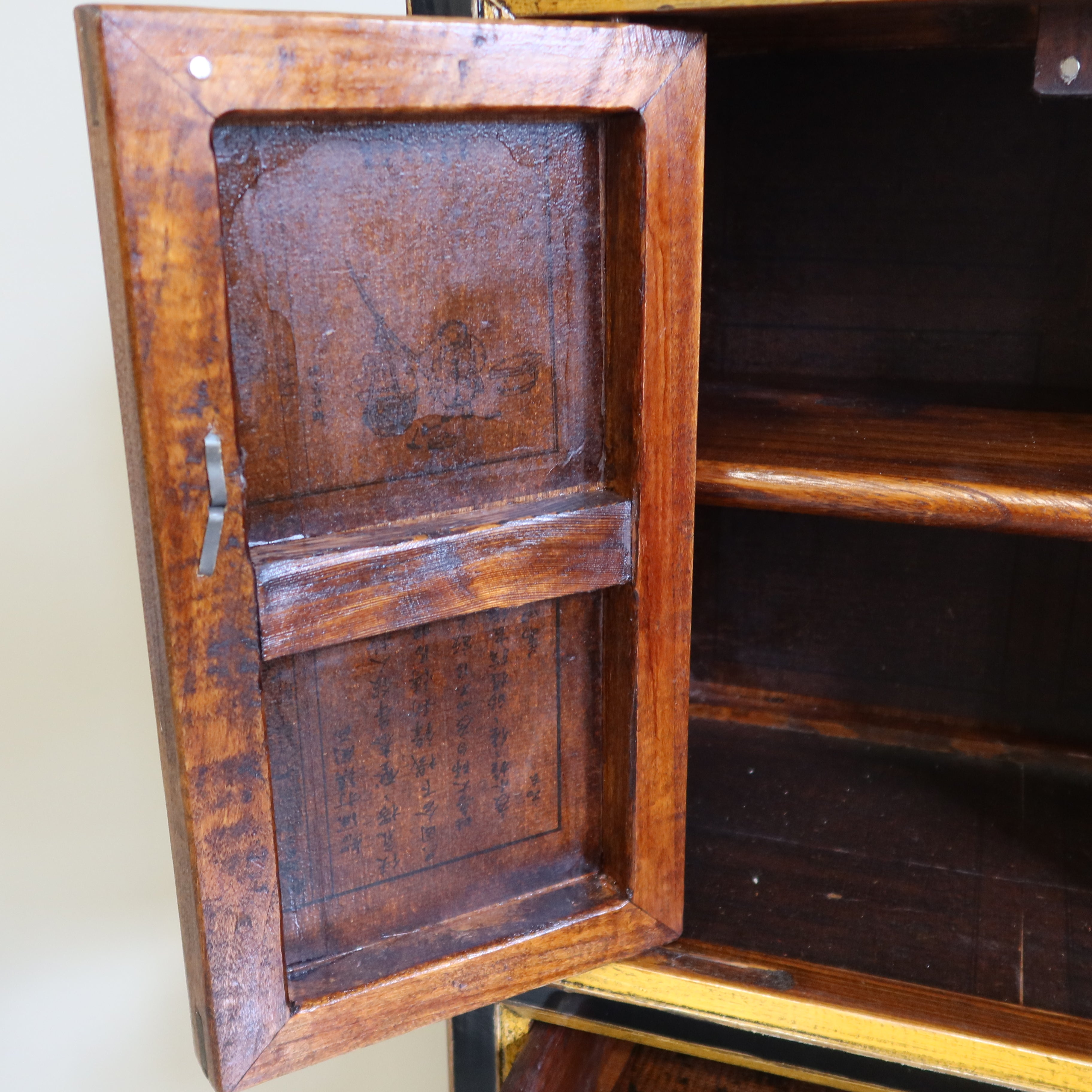 COLONNINA MONGOLIA ANTE E CASSETTI