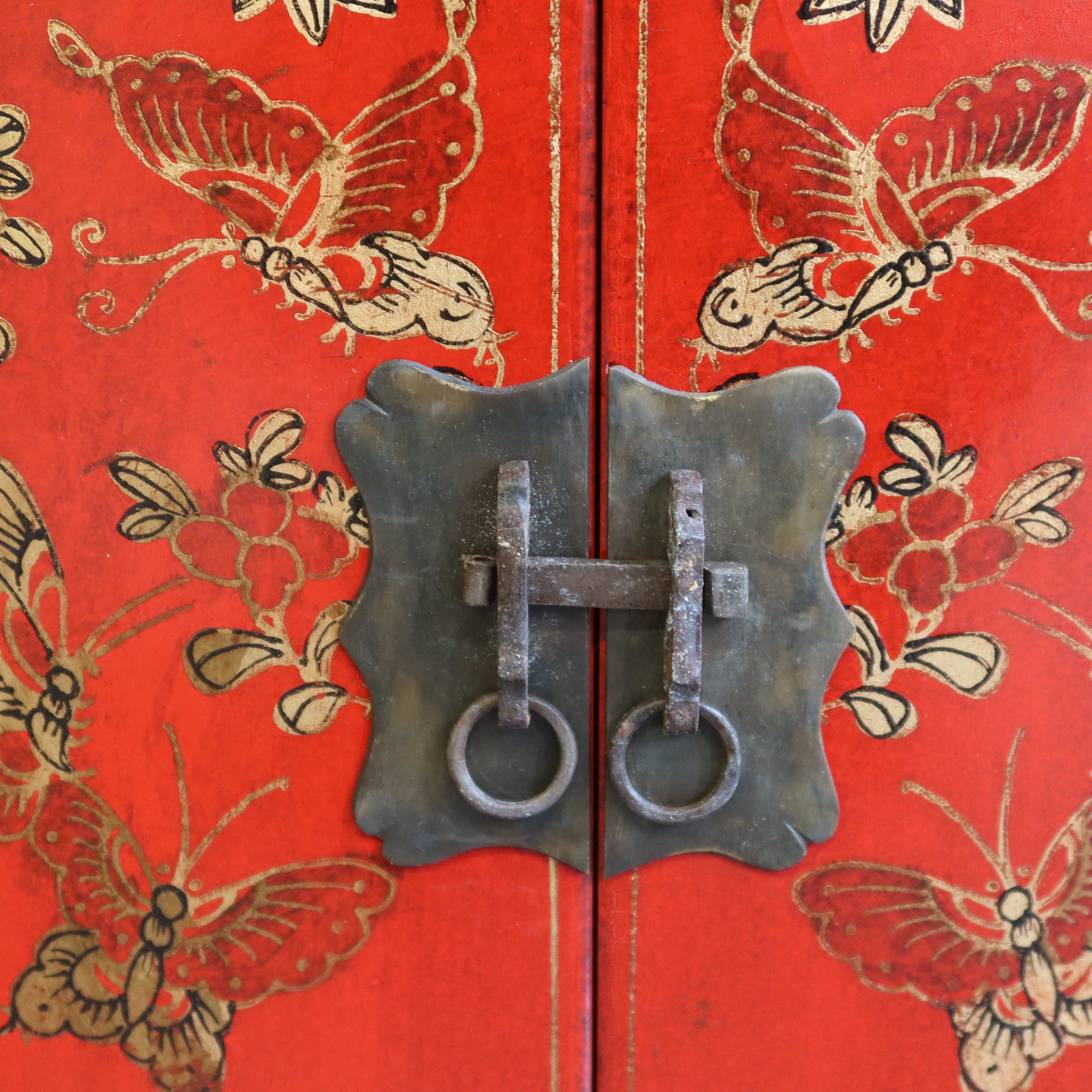 COMODINO CINESE LACCA DECORATA