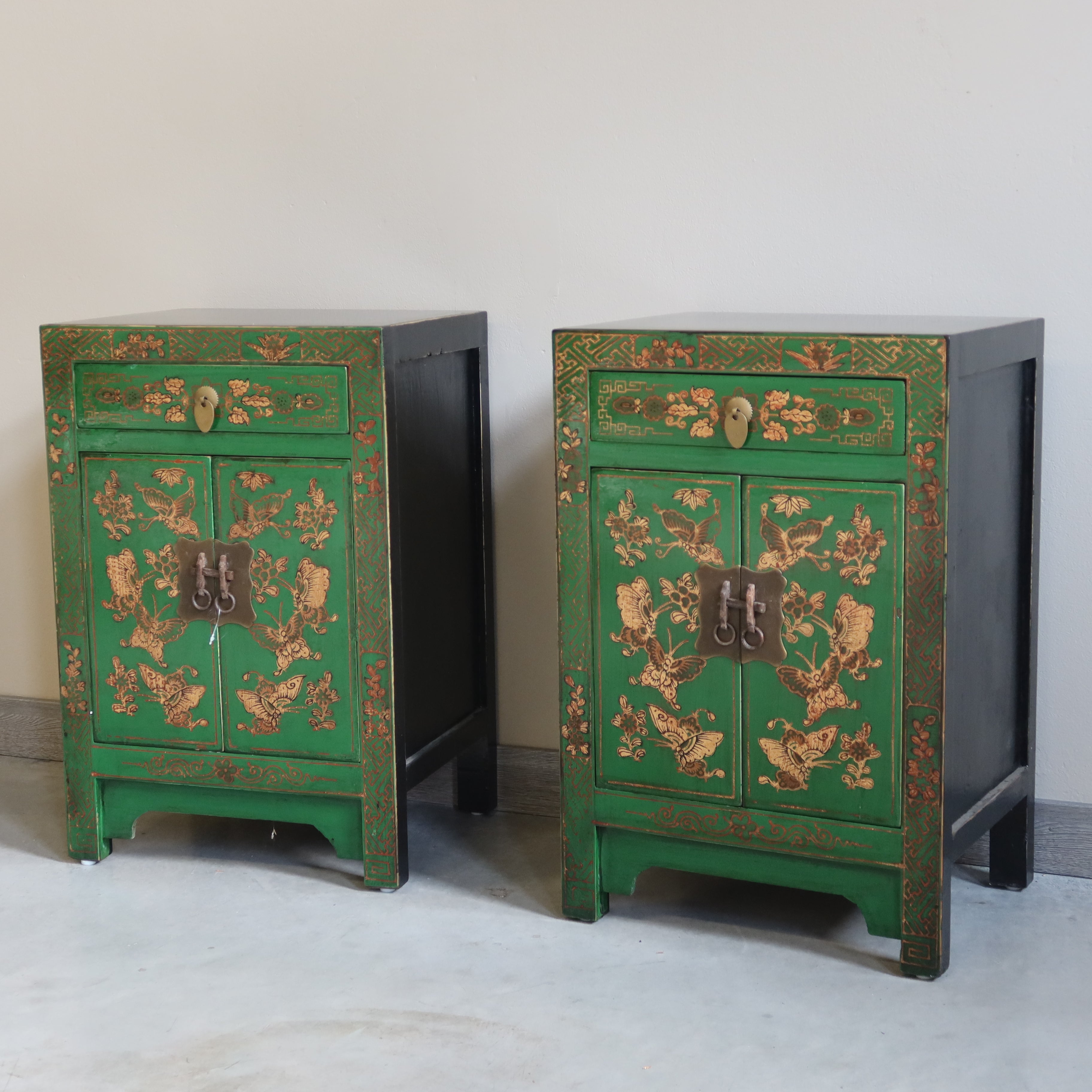 COMODINI CINESI SHANXI LACCA DECORATA