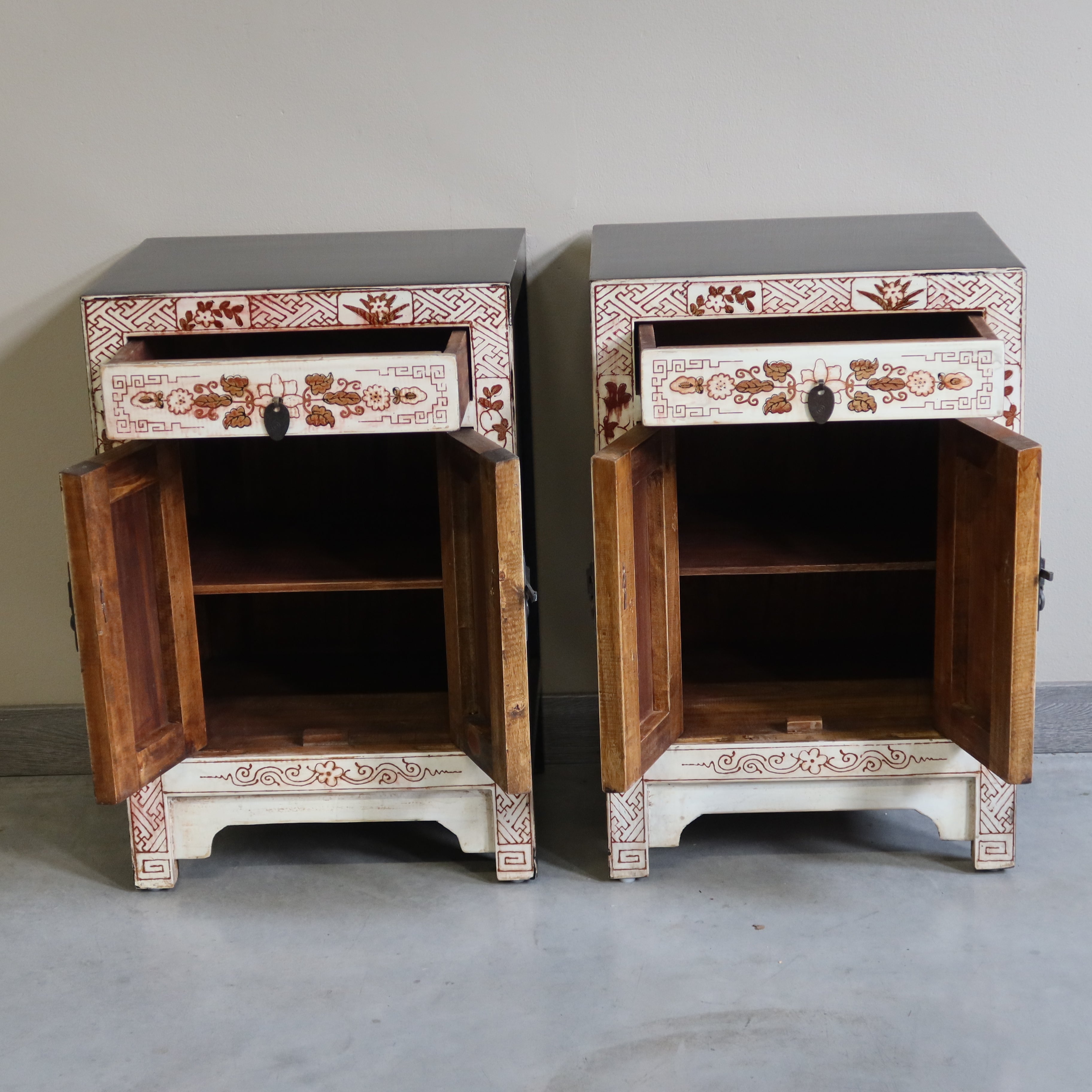 COMODINI CINESI SHANXI LACCA DECORATA