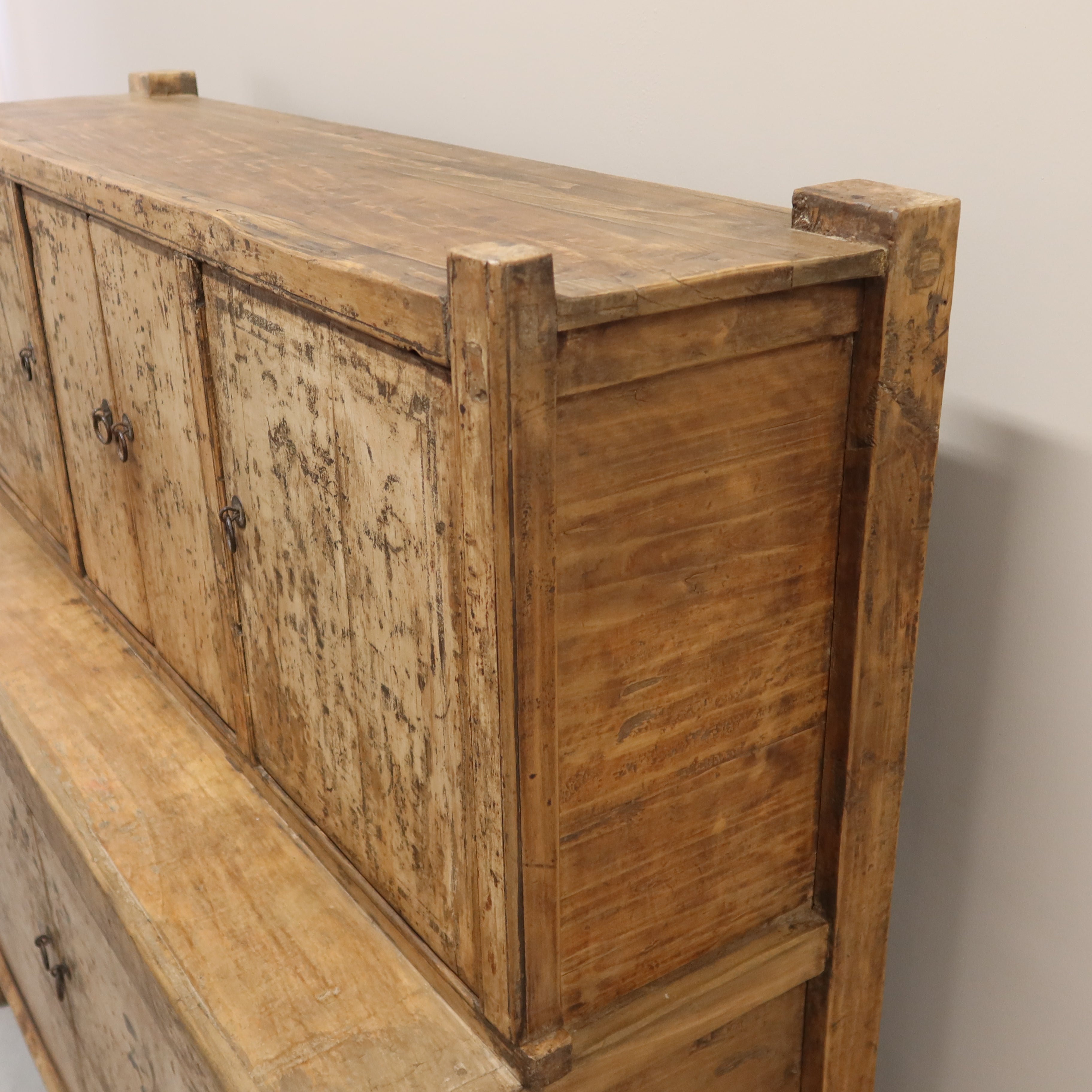 CREDENZA MONGOLIA A DUE LIVELLI DEC LIEVE