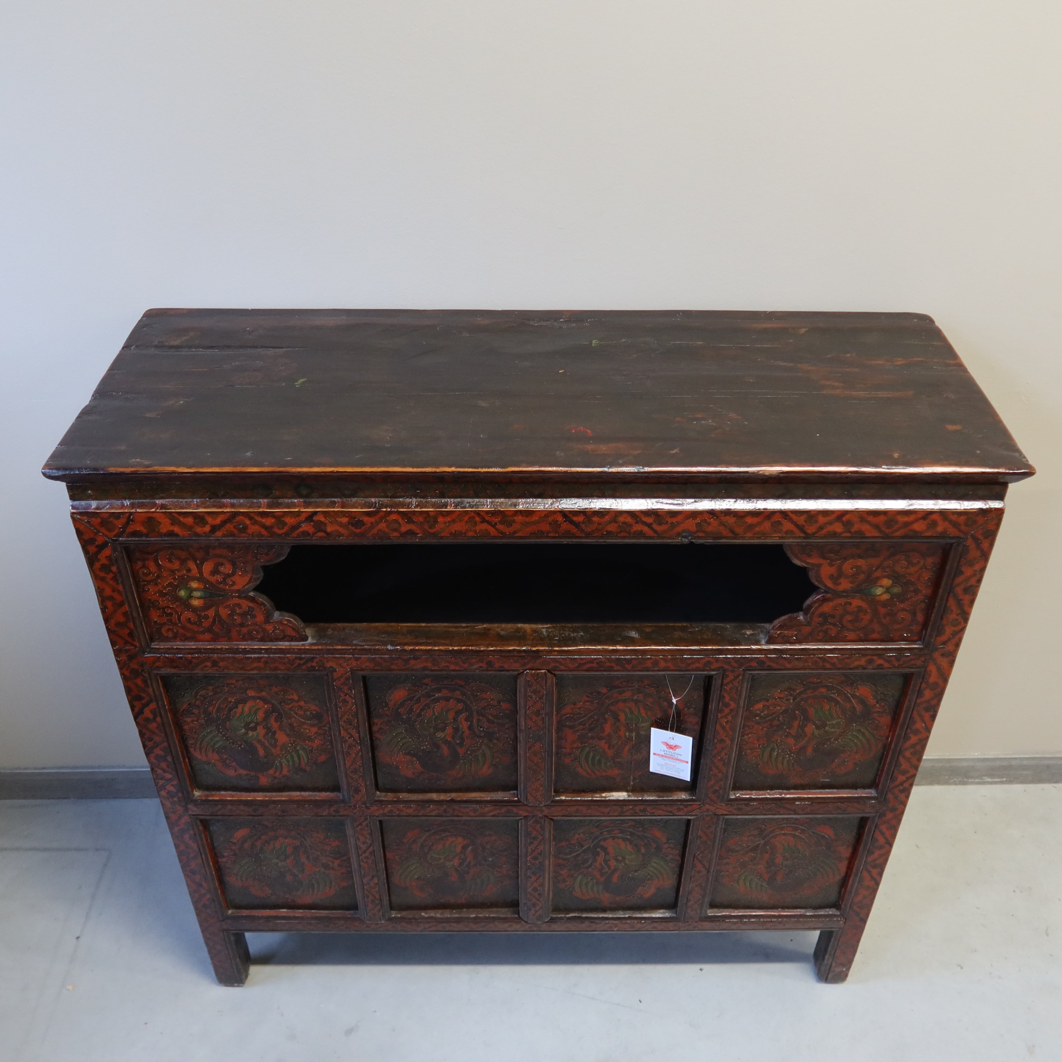 CREDENZA TIBET CON VANO GIORNO