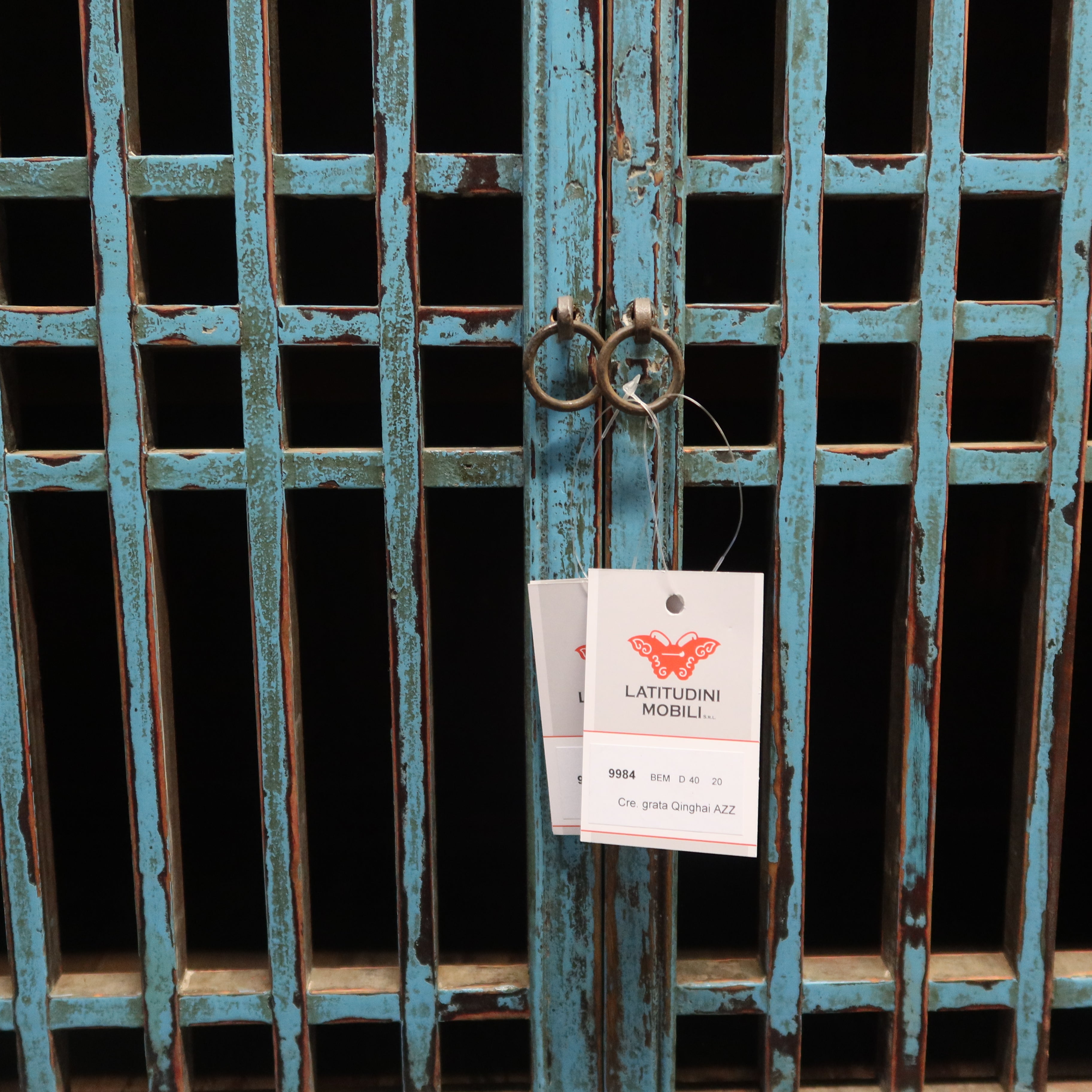 CREDENZA CINESE LACCA AZZURRA CON ANTE A GRATA